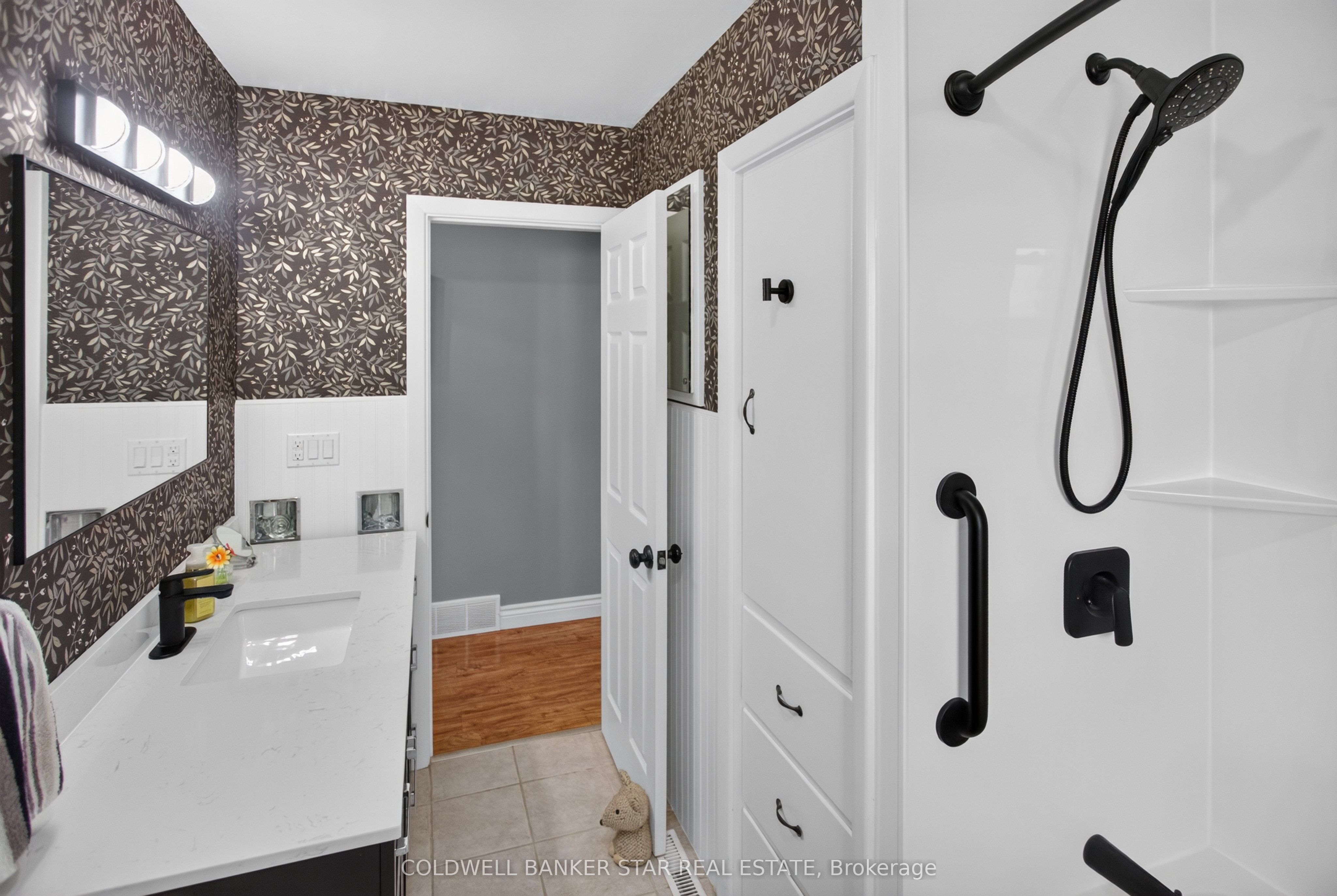 11047 Miller Road Property Photo 18