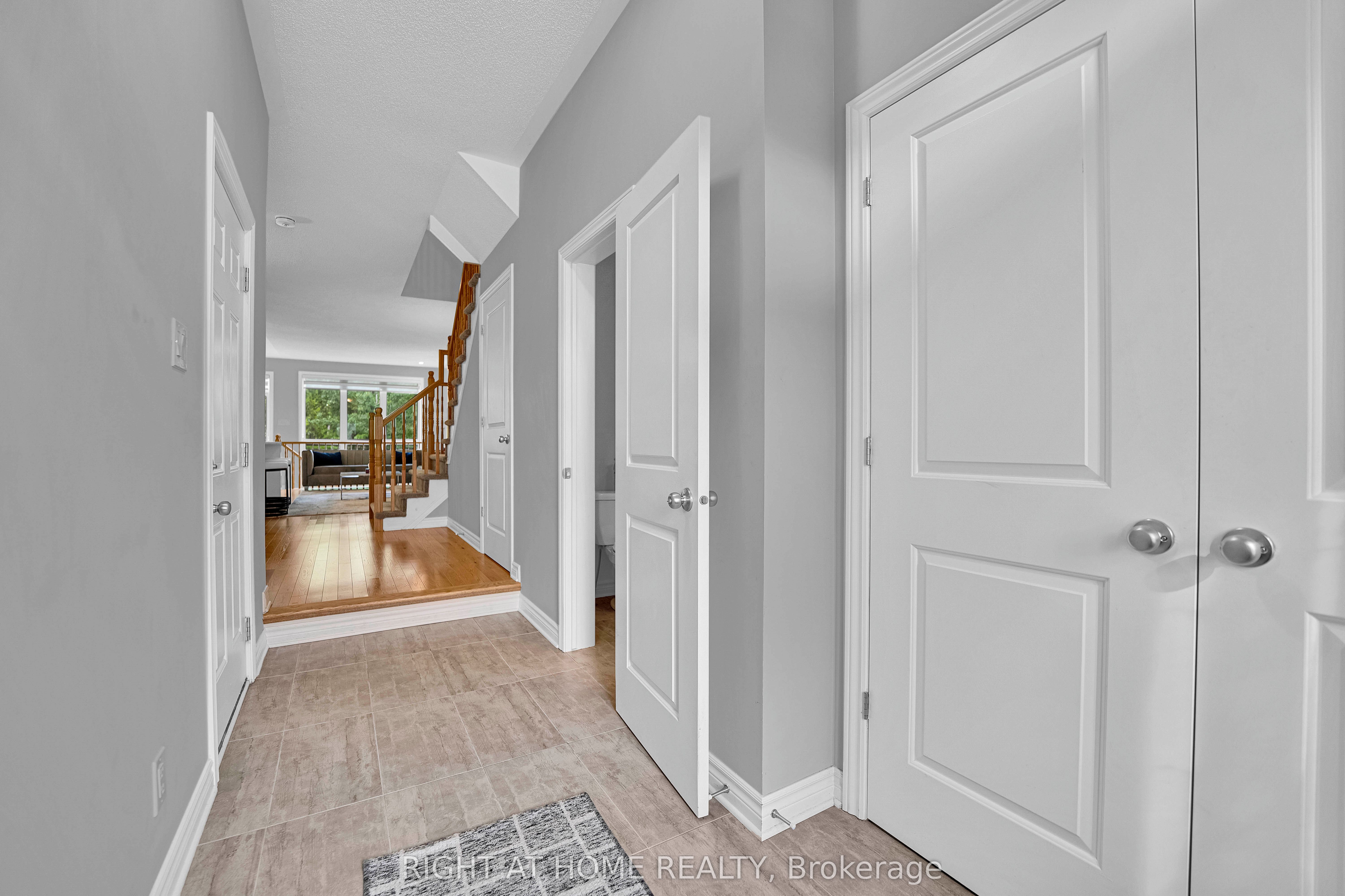 720 Dearborn Property Photo 14