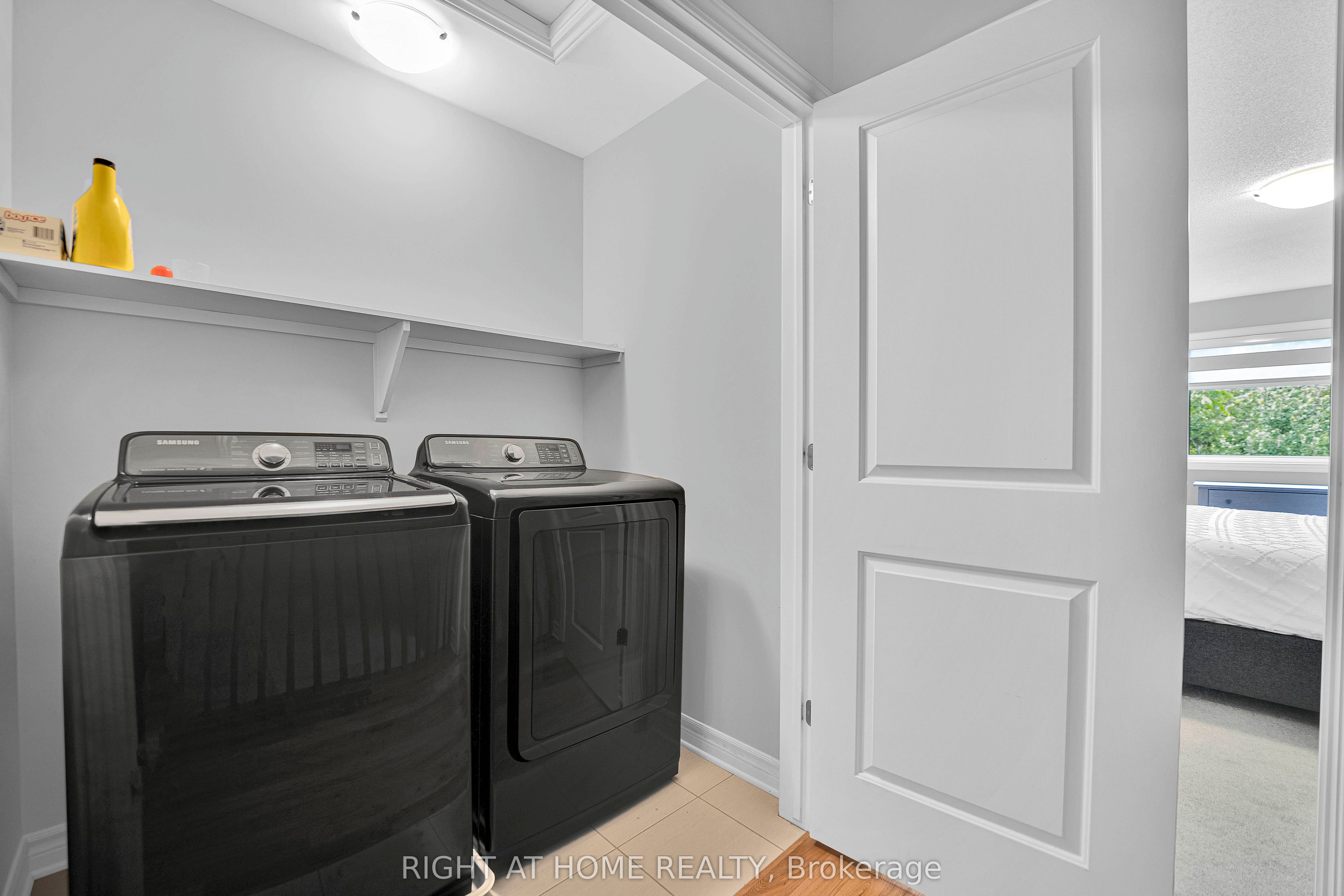 720 Dearborn Property Photo 17