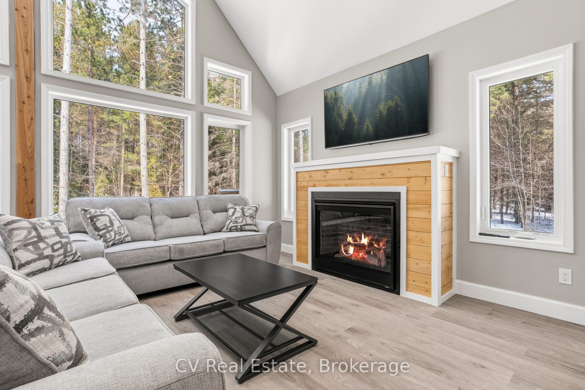 1158 Chetwynd Road Property Photo 10