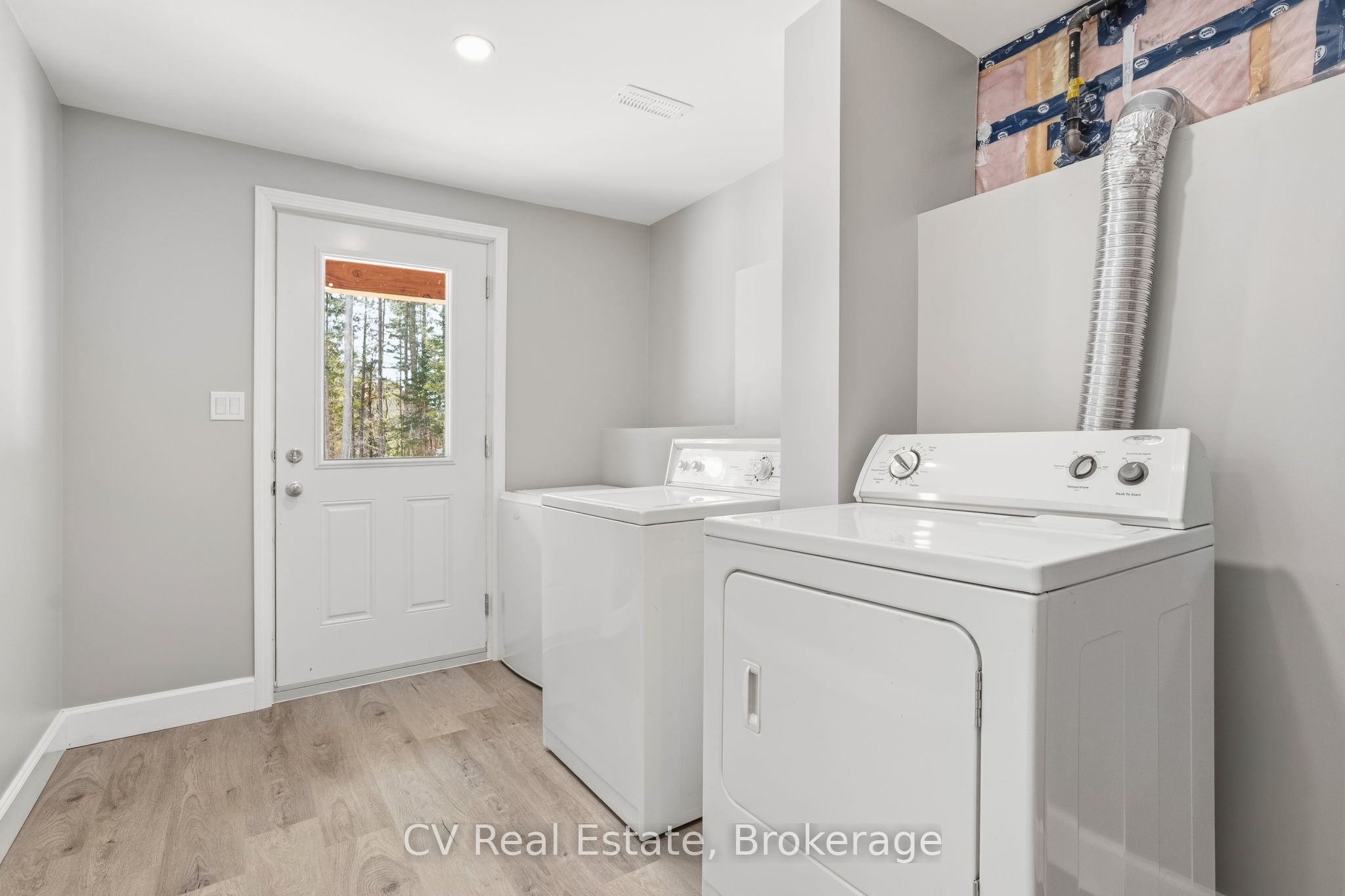 1158 Chetwynd Road Property Photo 35