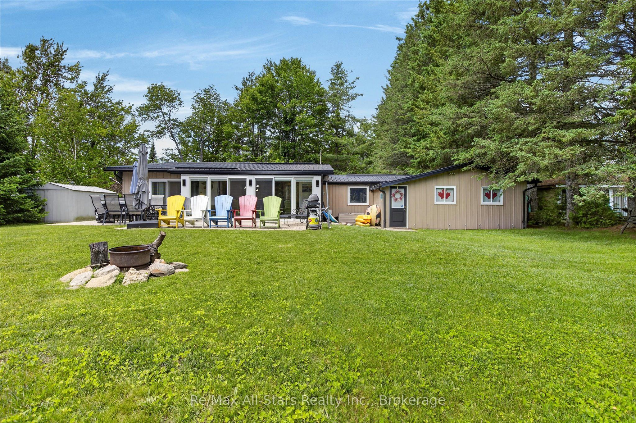 75 Cedarplank Road Property Photo 3
