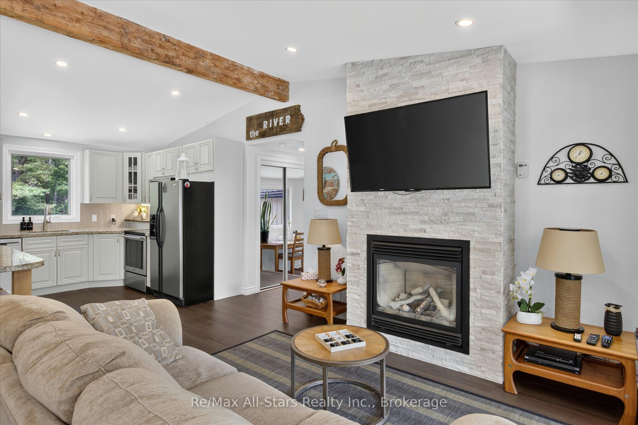 75 Cedarplank Road Property Photo 11