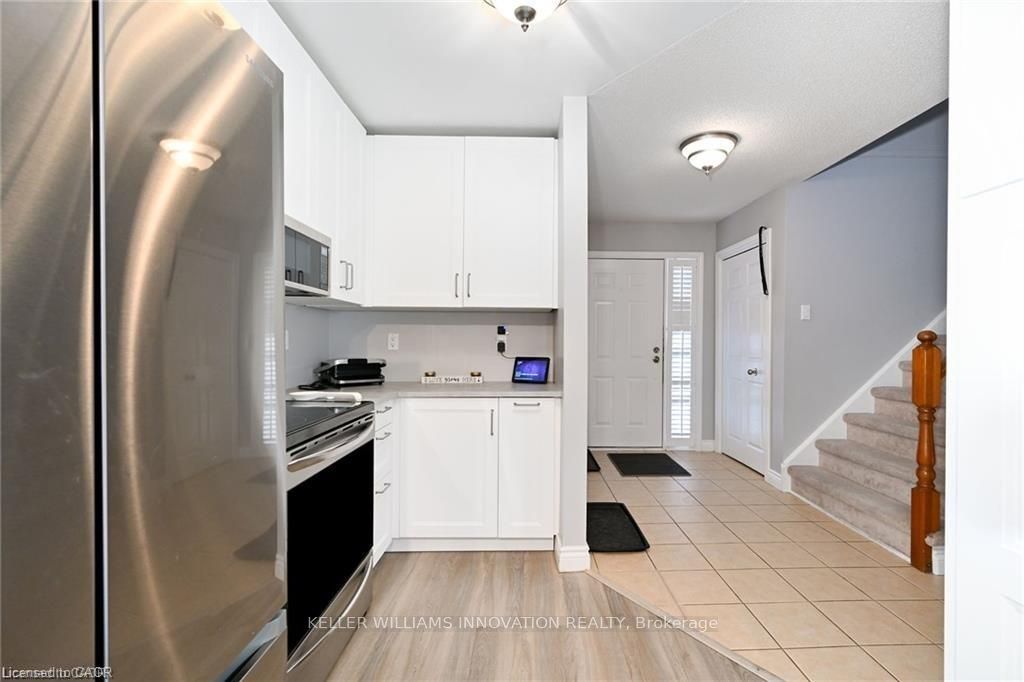 8 Buss Court Property Photo 7