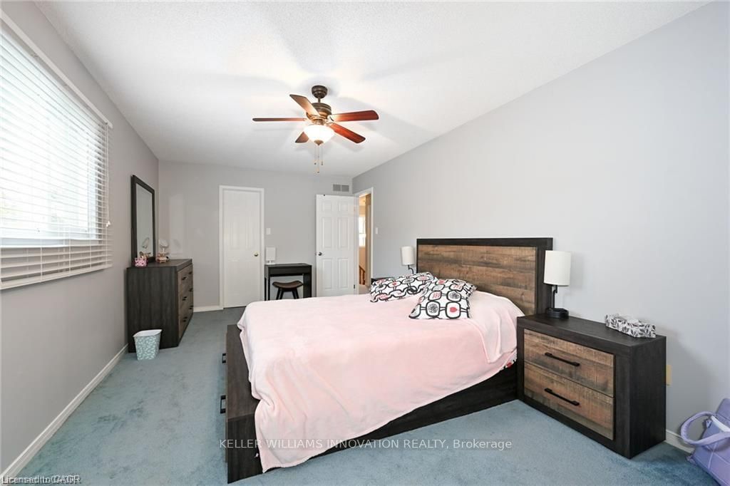 8 Buss Court Property Photo 17