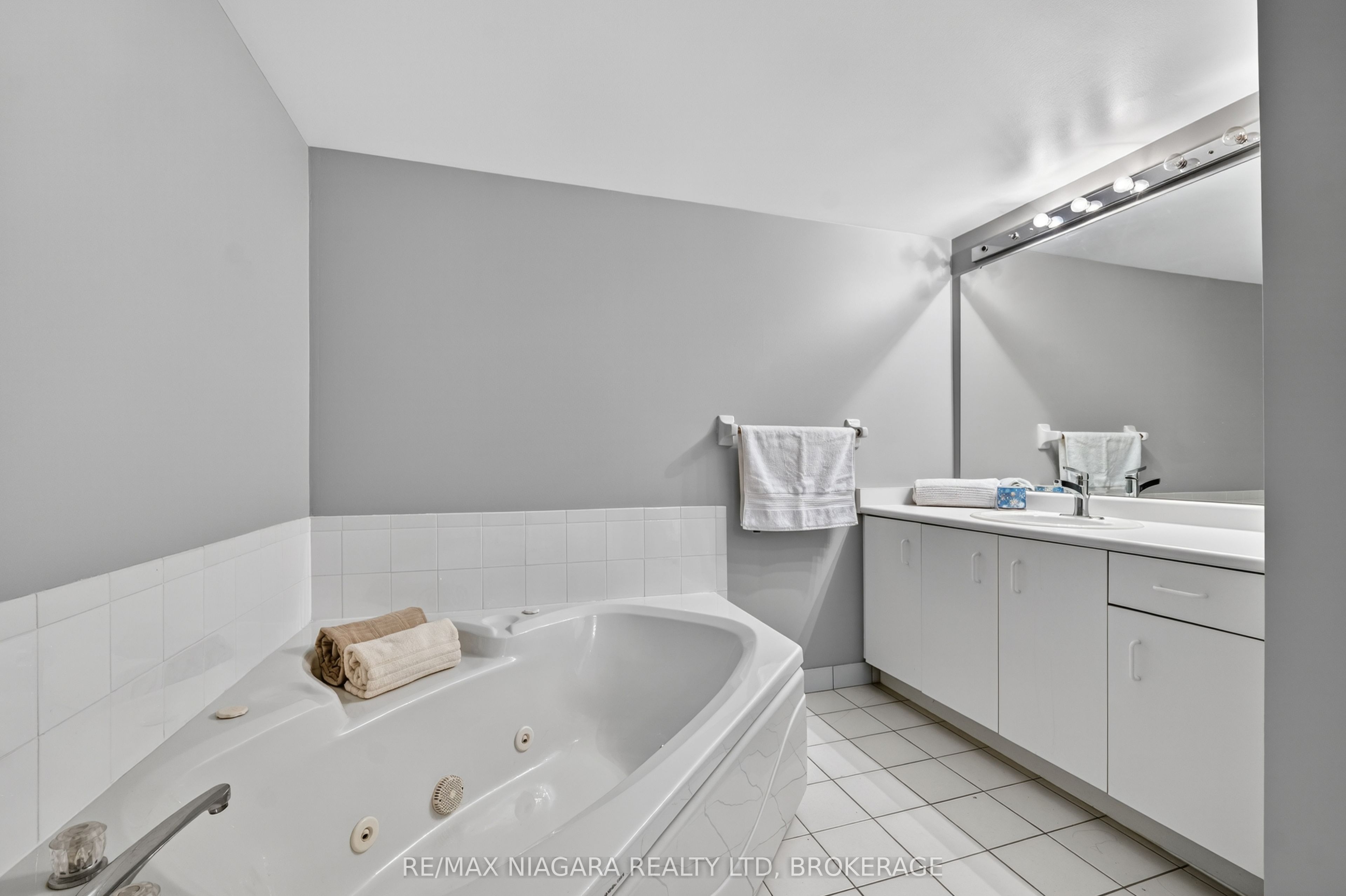 162 Martindale Road 204 Property Photo 22