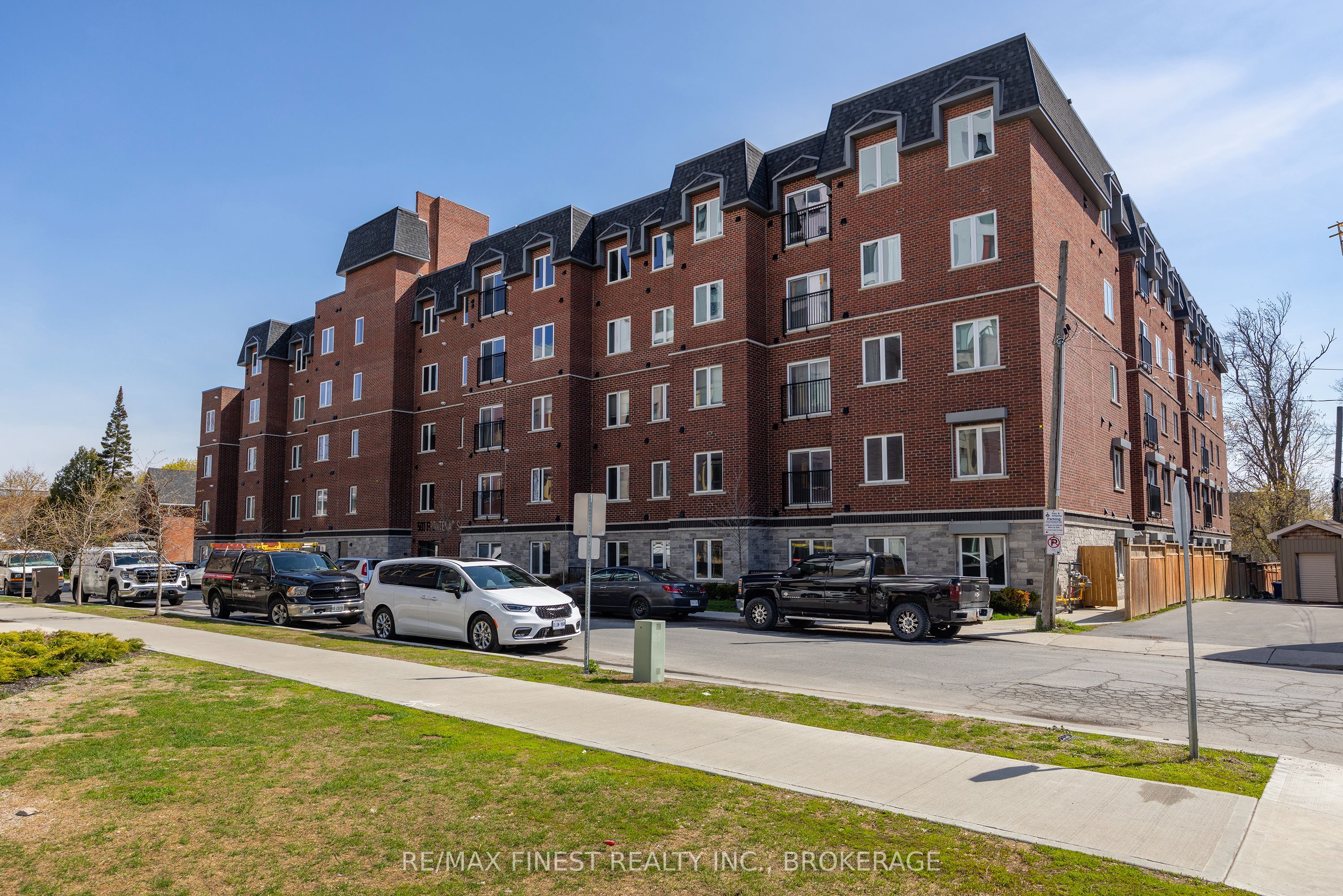 501 Frontenac Street 308 Property Photo 1