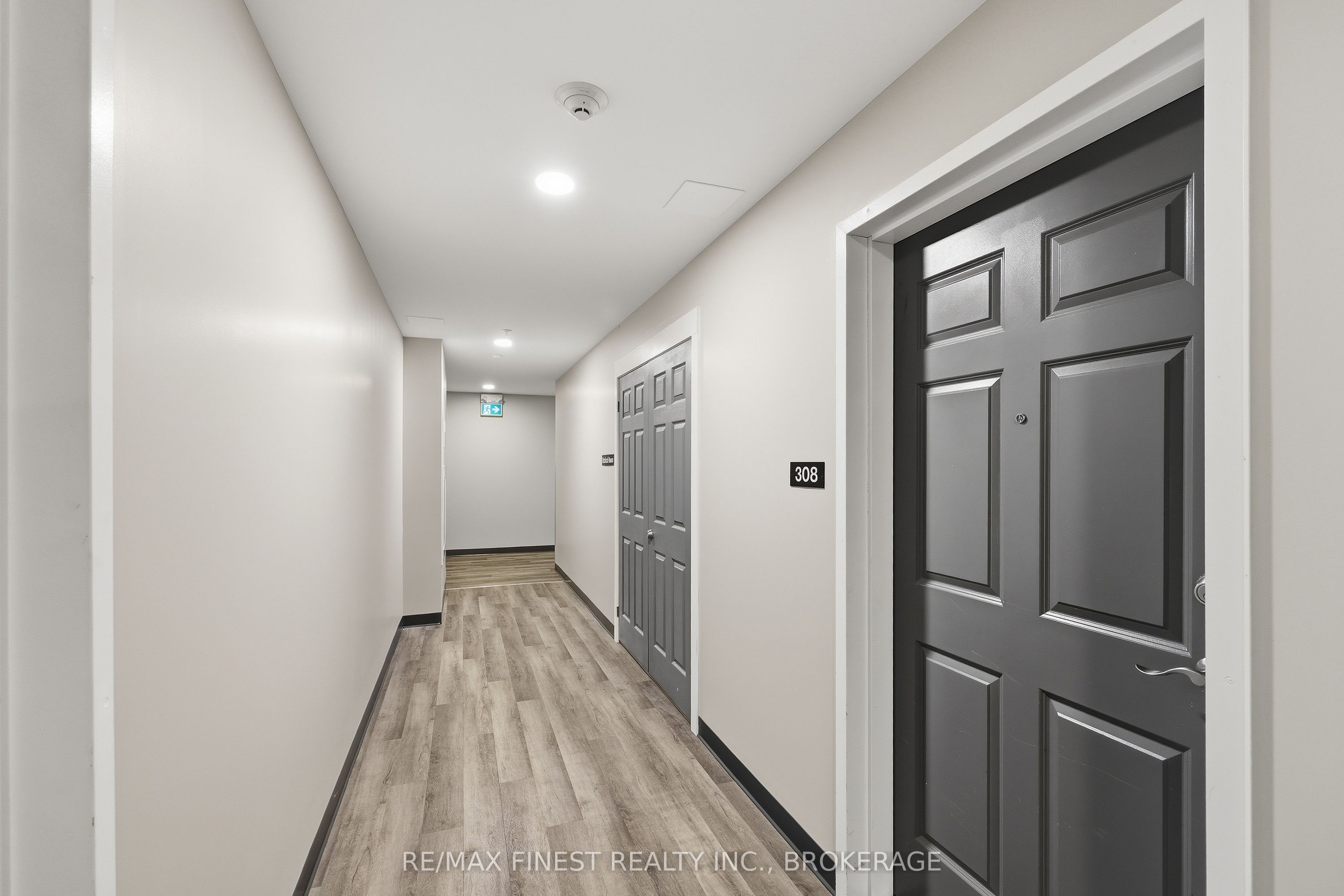 501 Frontenac Street 308 Property Photo 22