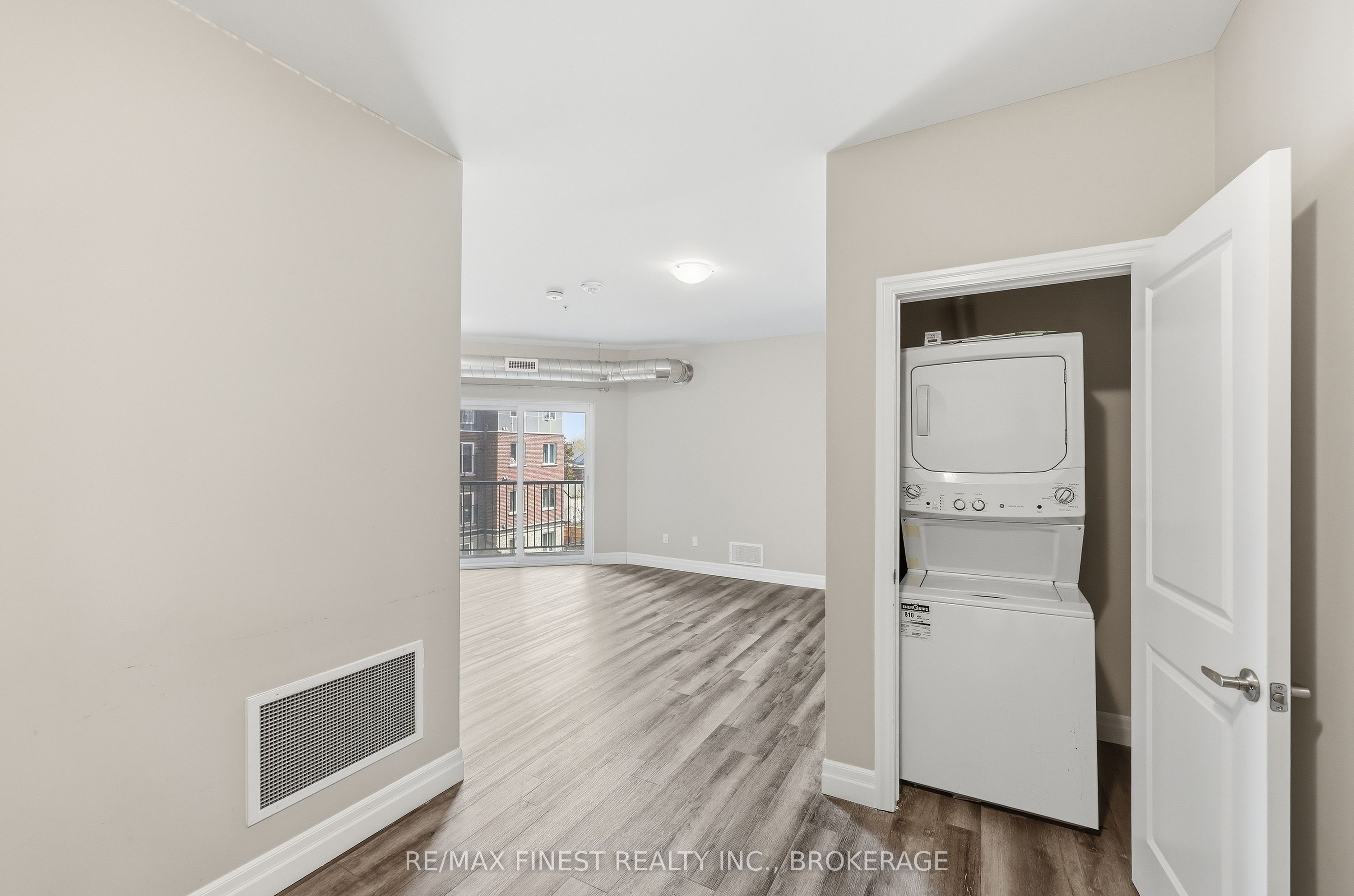 501 Frontenac Street 308 Property Photo 30