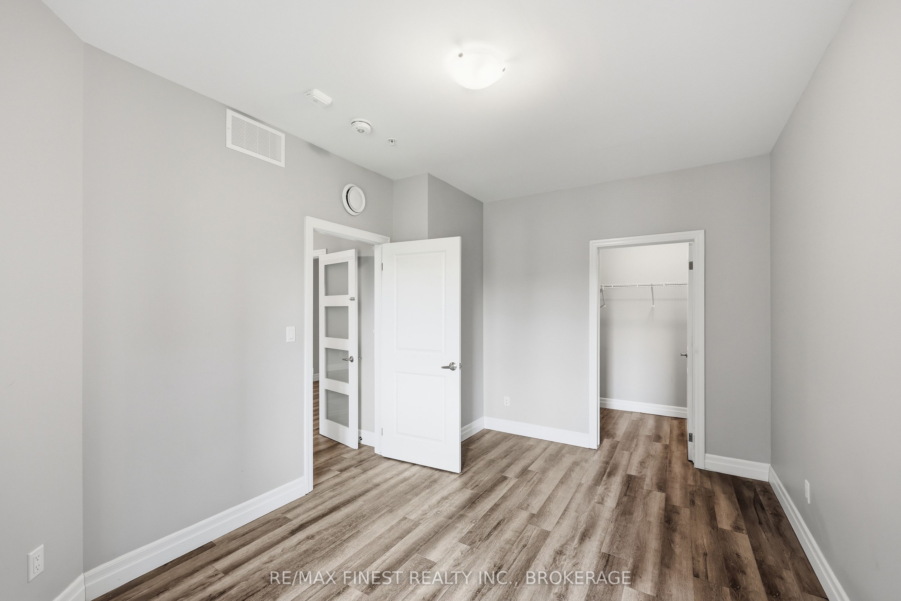 501 Frontenac Street 308 Property Photo 34