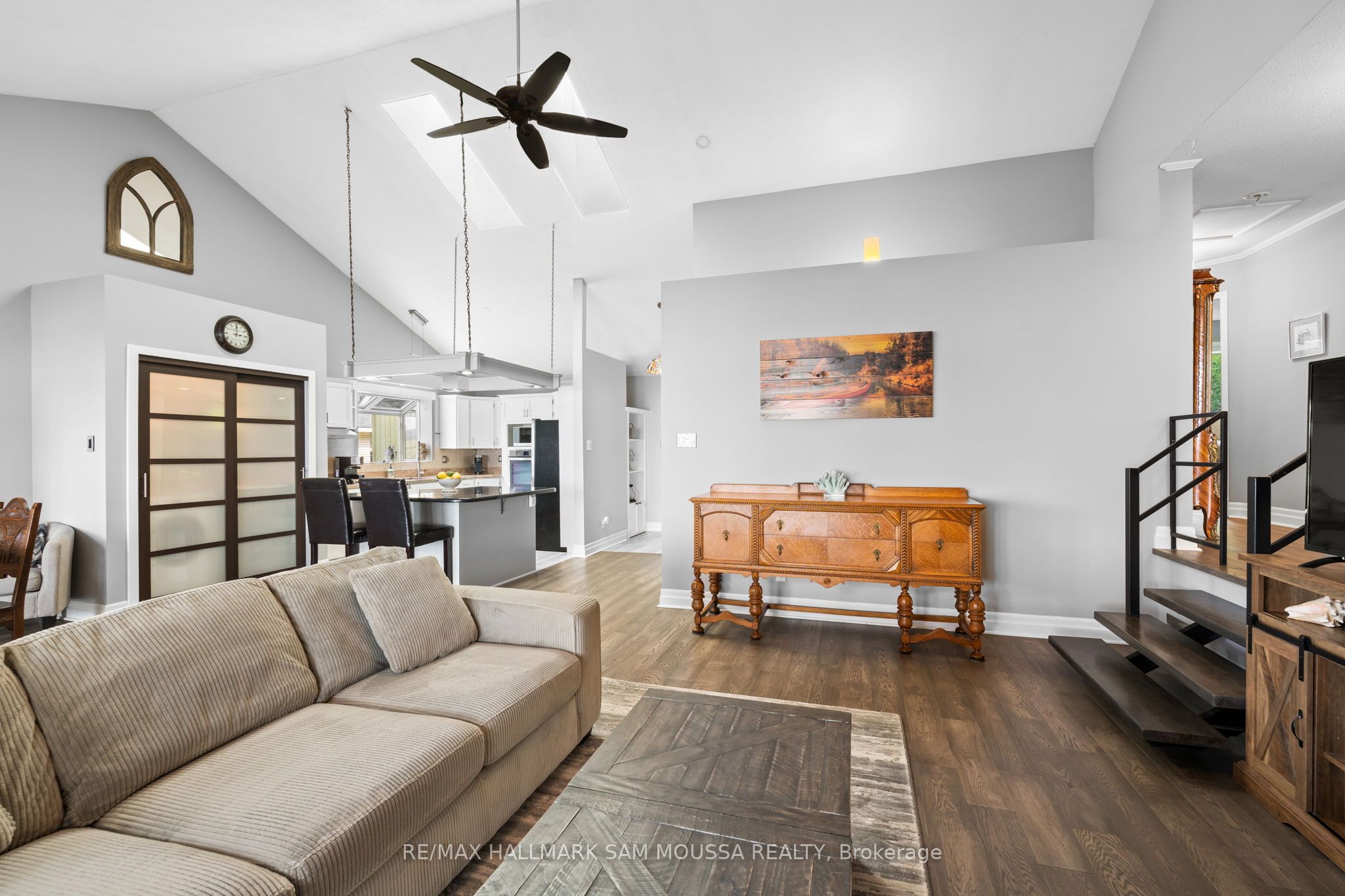 4350 Armitage Avenue Property Photo 15