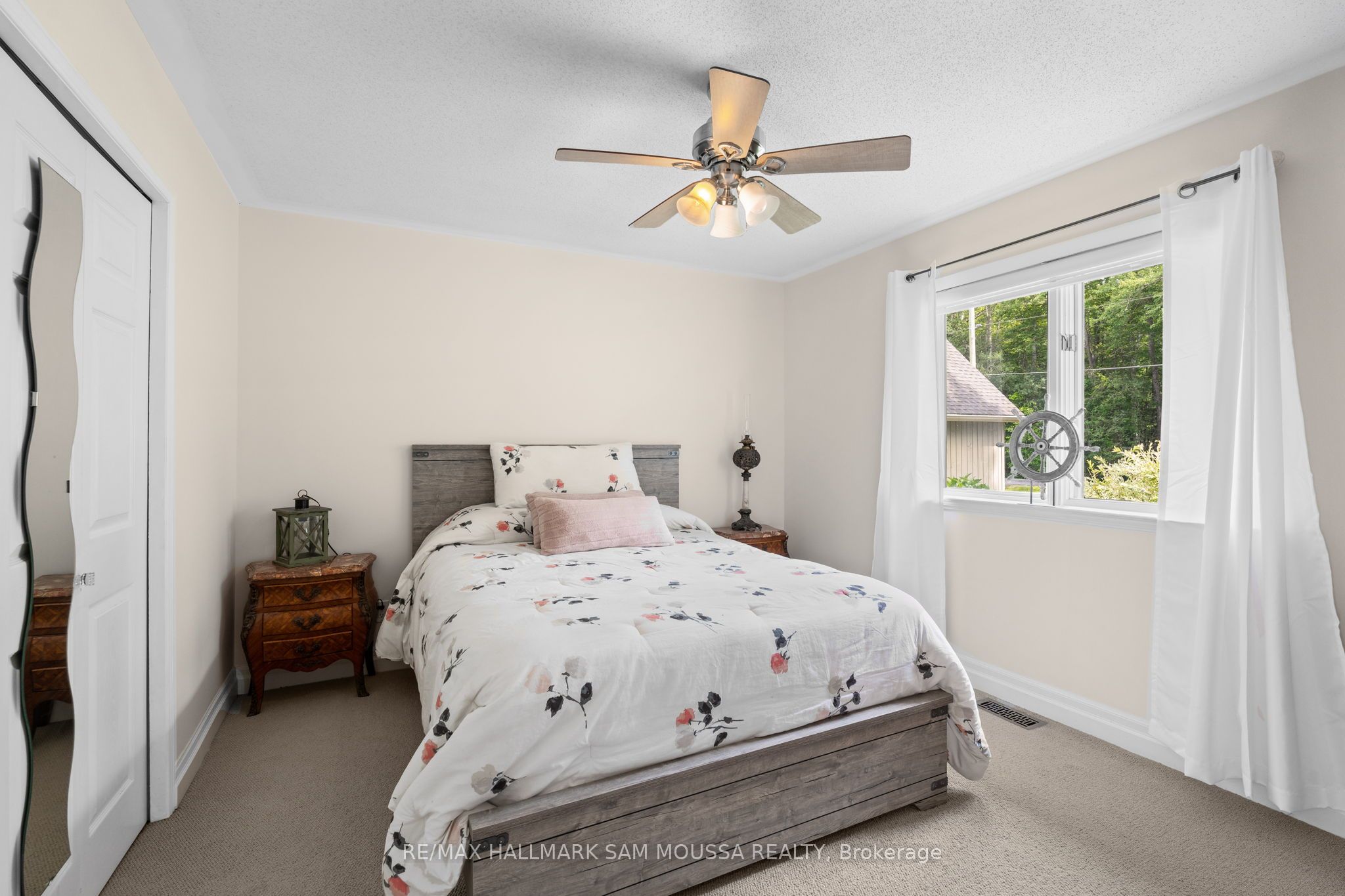 4350 Armitage Avenue Property Photo 23
