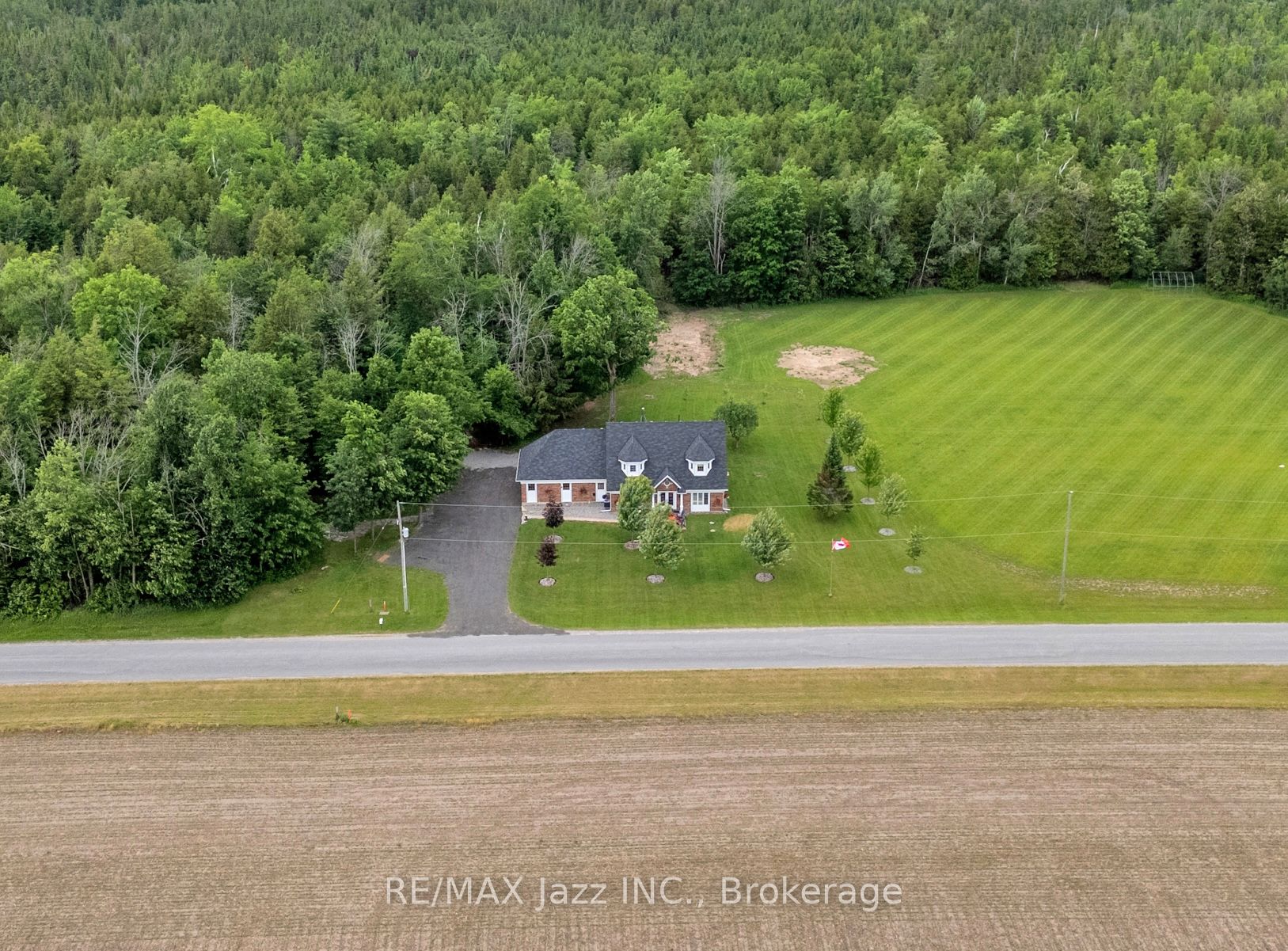 1674 Hooton Drive Property Photo 1