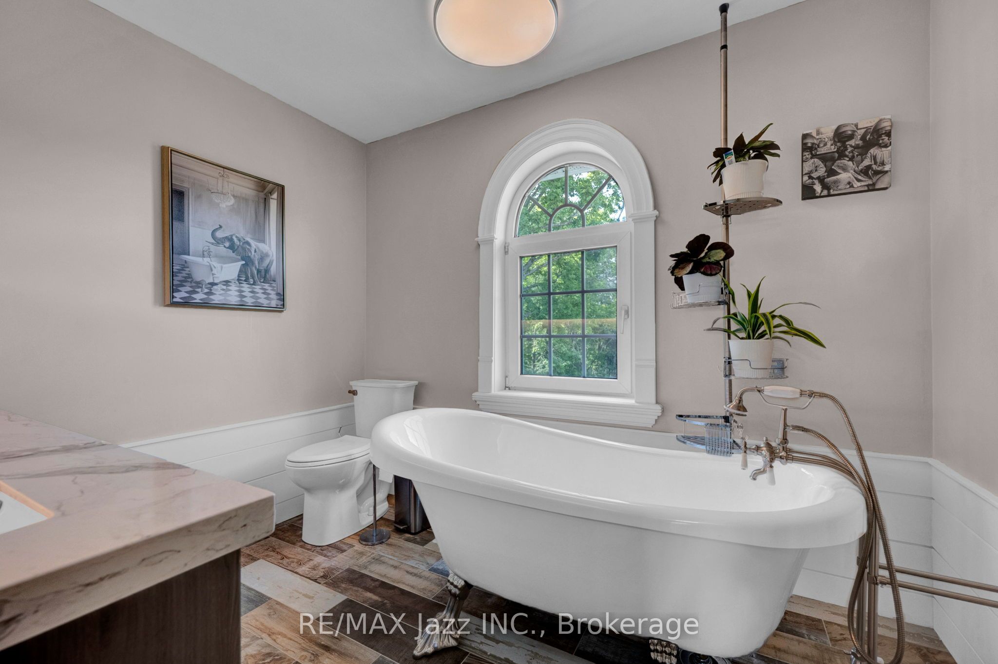 1674 Hooton Drive Property Photo 18
