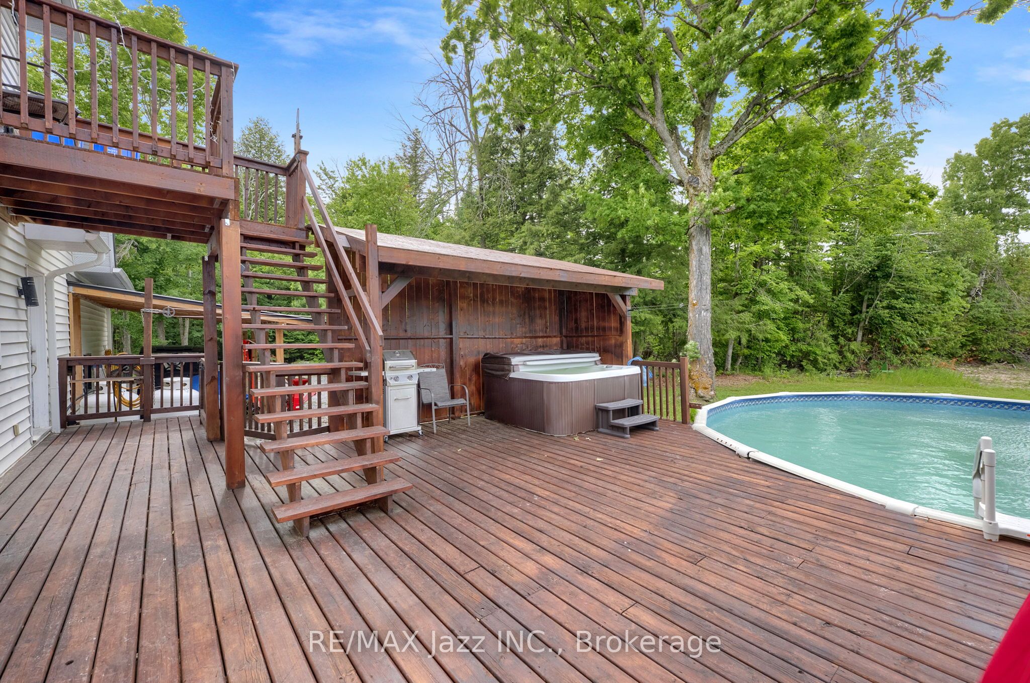1674 Hooton Drive Property Photo 38