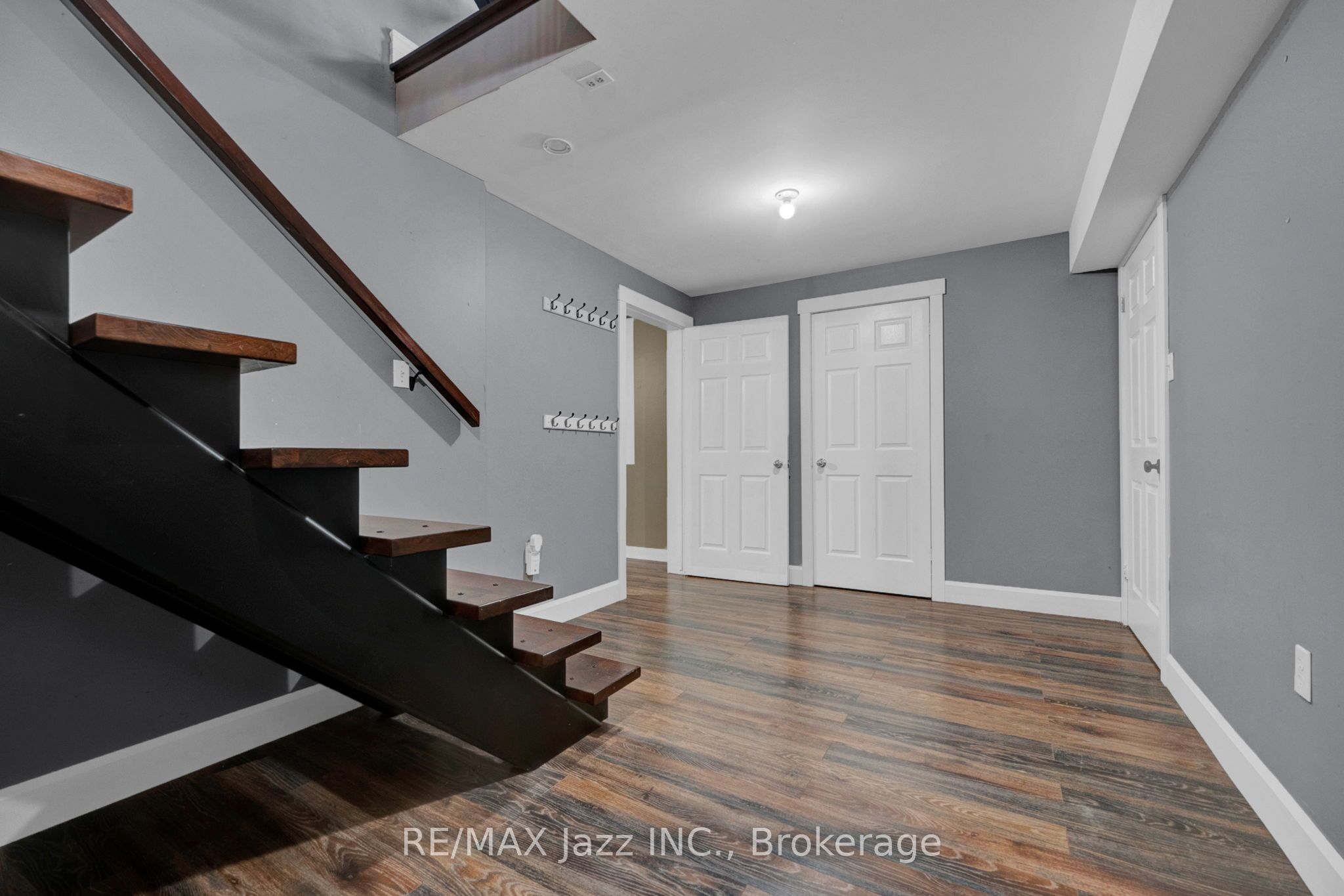 1674 Hooton Drive Property Photo 45
