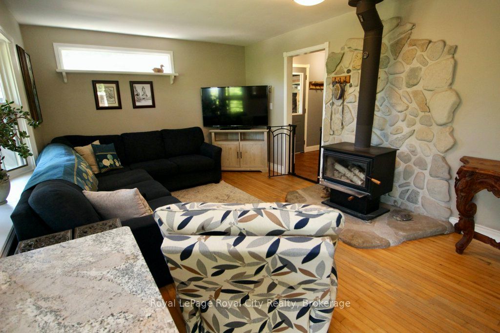 11 Shoreline Drive Property Photo 13