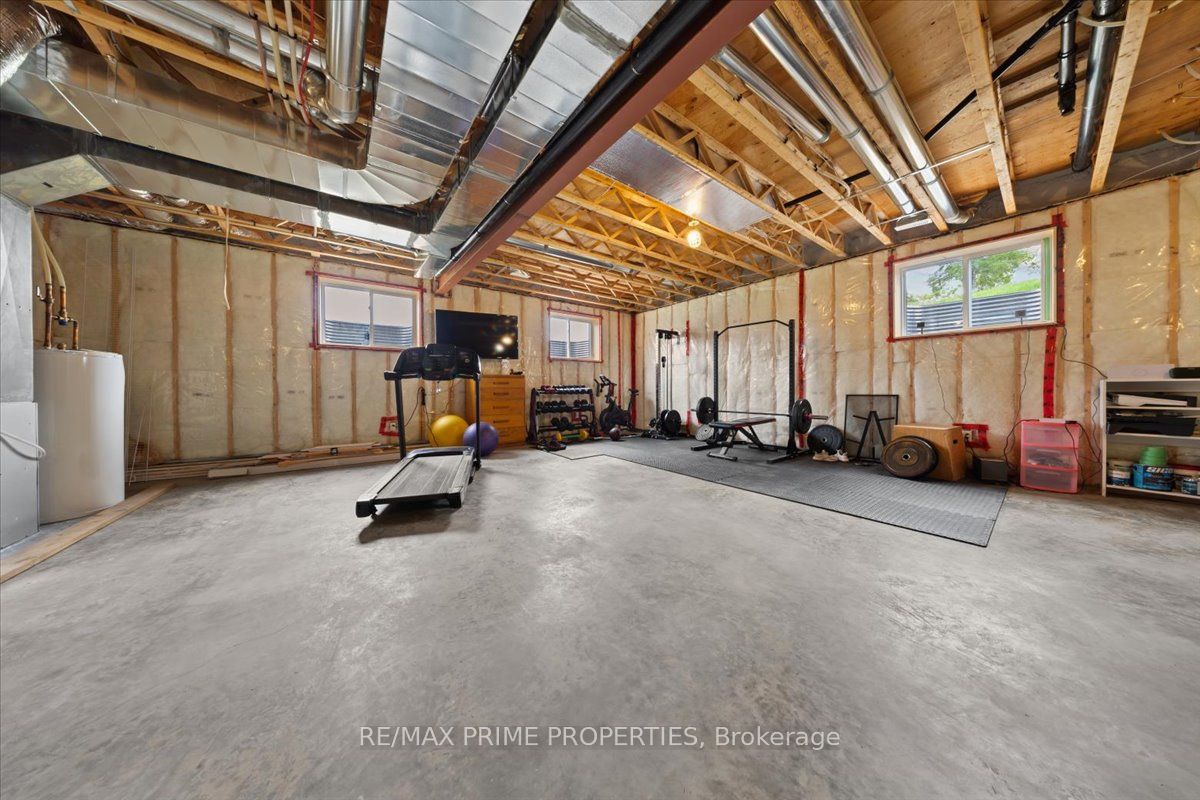 111 Comba Lane Property Photo 34
