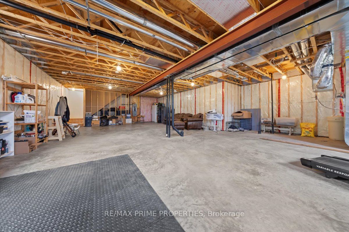 111 Comba Lane Property Photo 35