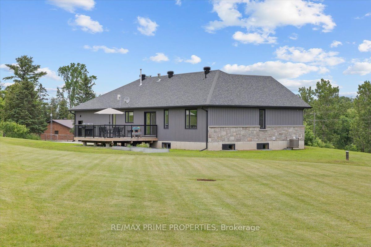 111 Comba Lane Property Photo 36