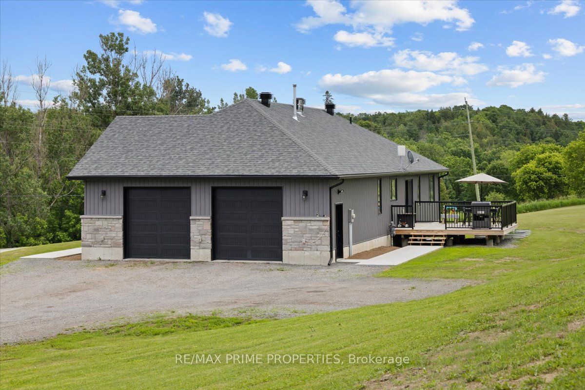 111 Comba Lane Property Photo 40