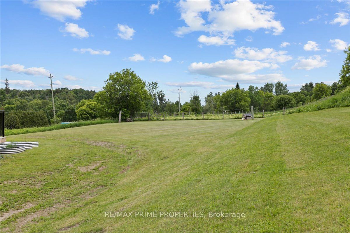 111 Comba Lane Property Photo 41