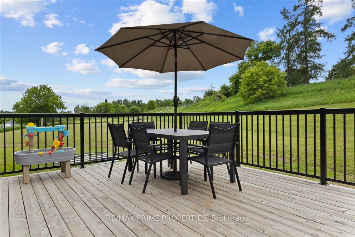 111 Comba Lane Property Photo 42