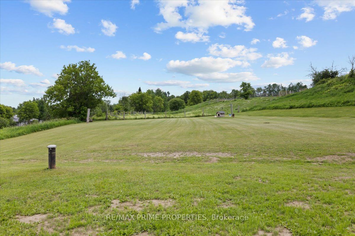 111 Comba Lane Property Photo 43
