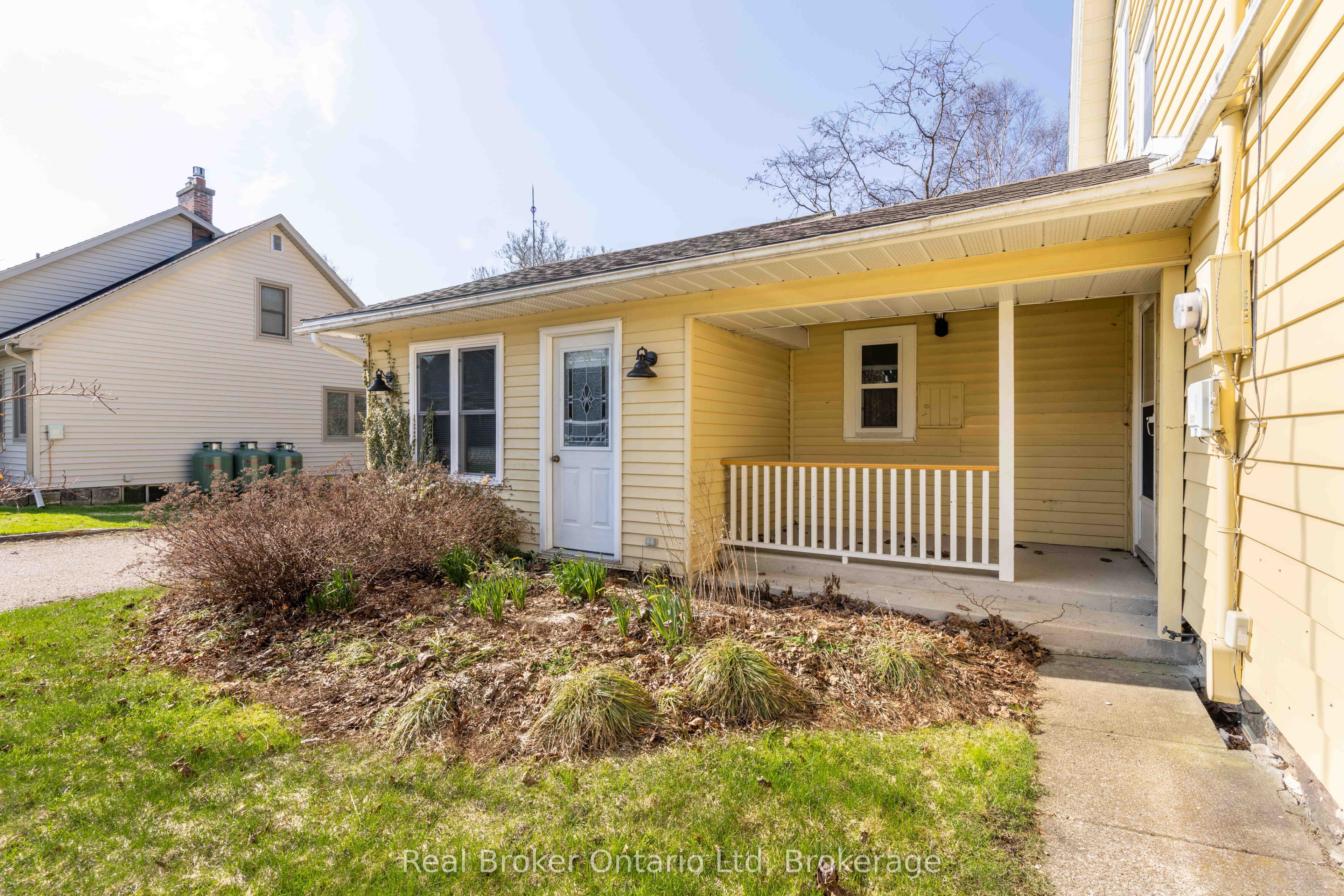 303022 Grey 15 Road Property Photo 4
