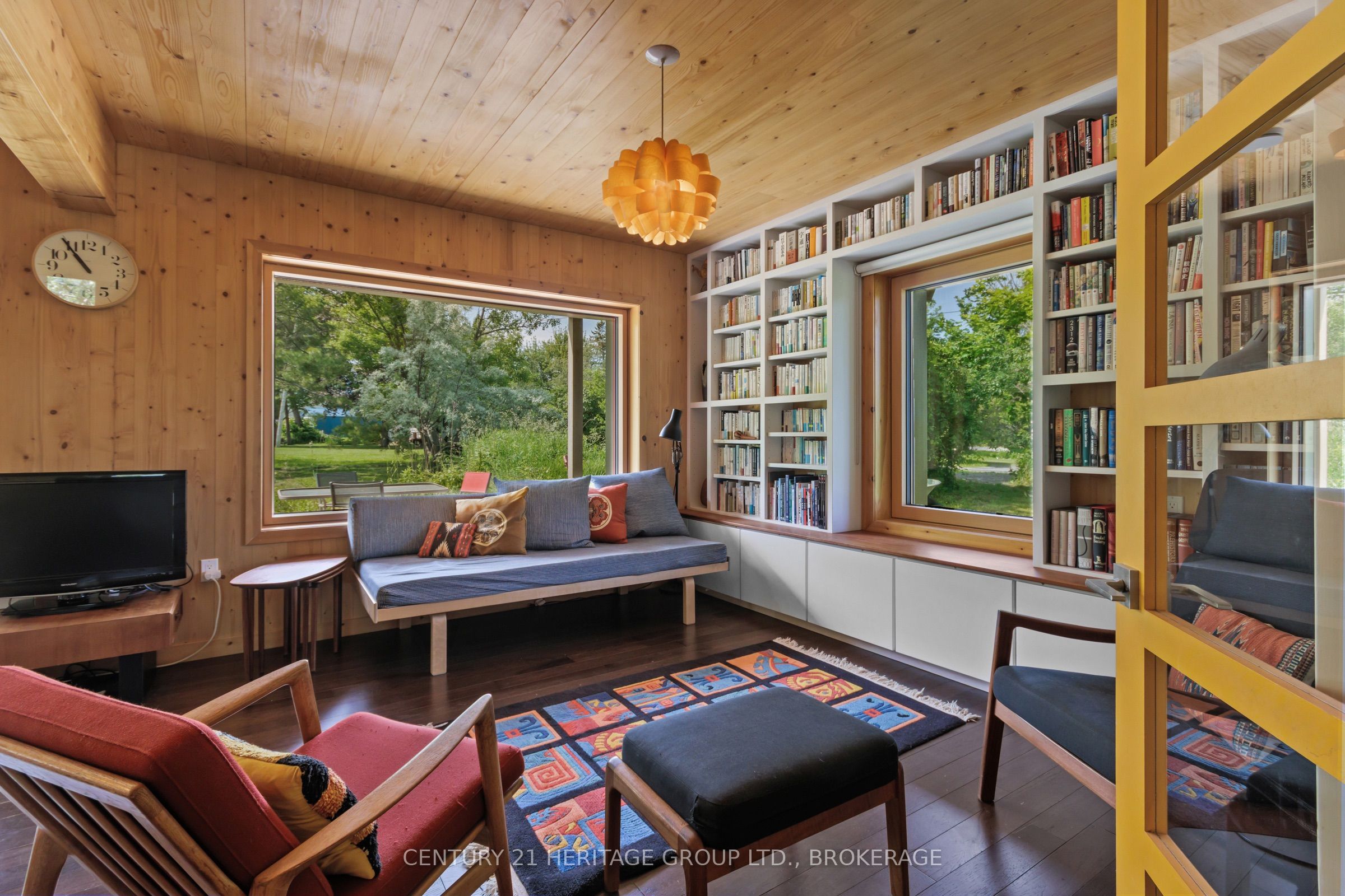1307 Going Street Property Photo 7