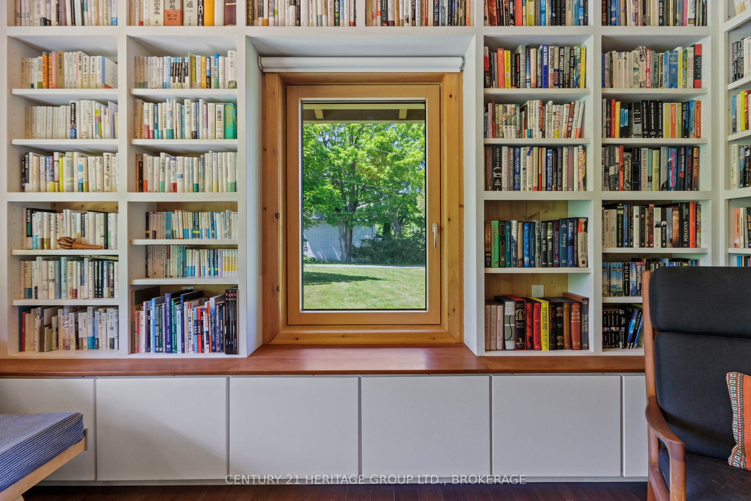 1307 Going Street Property Photo 9