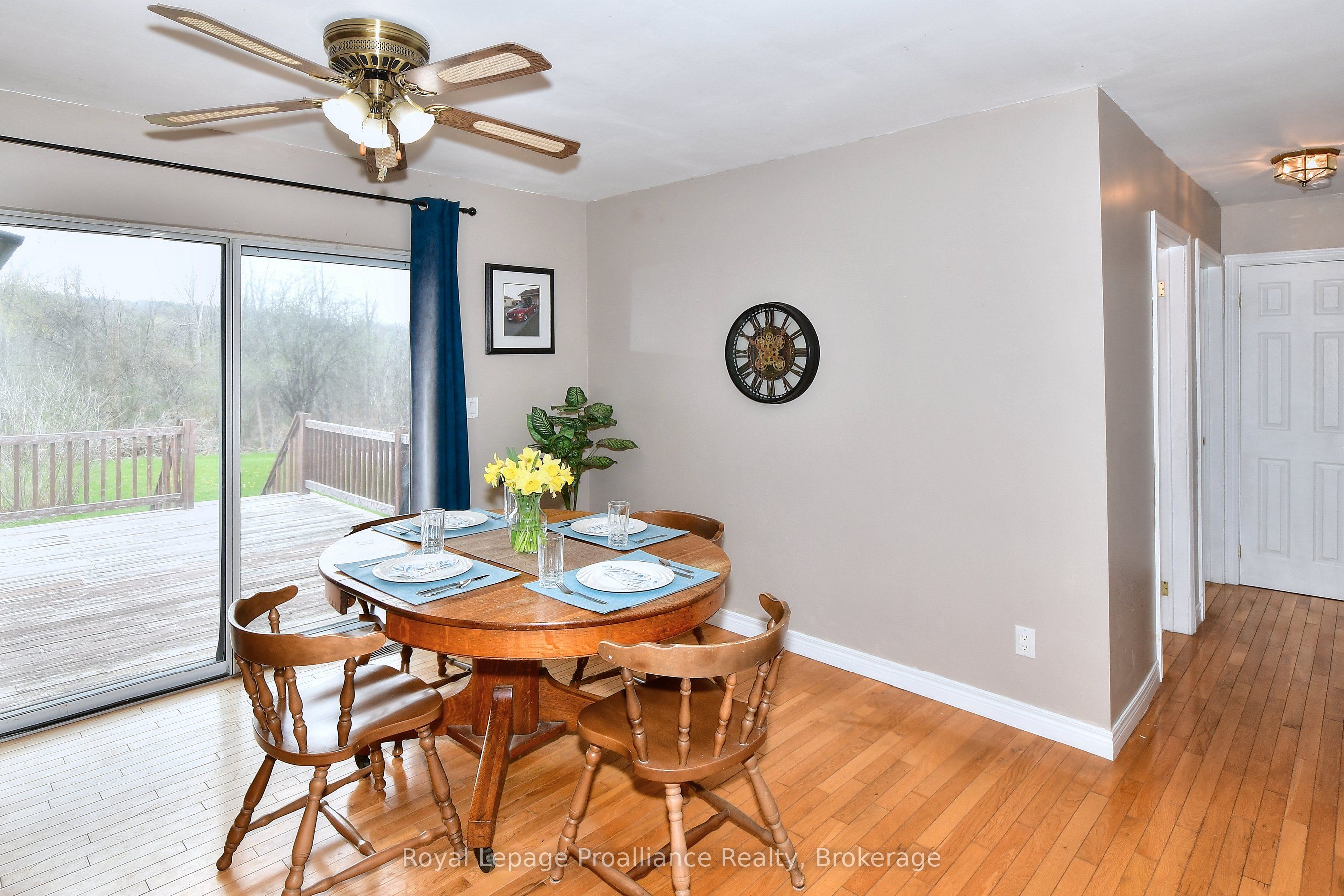 200 Park Lane Property Photo 15