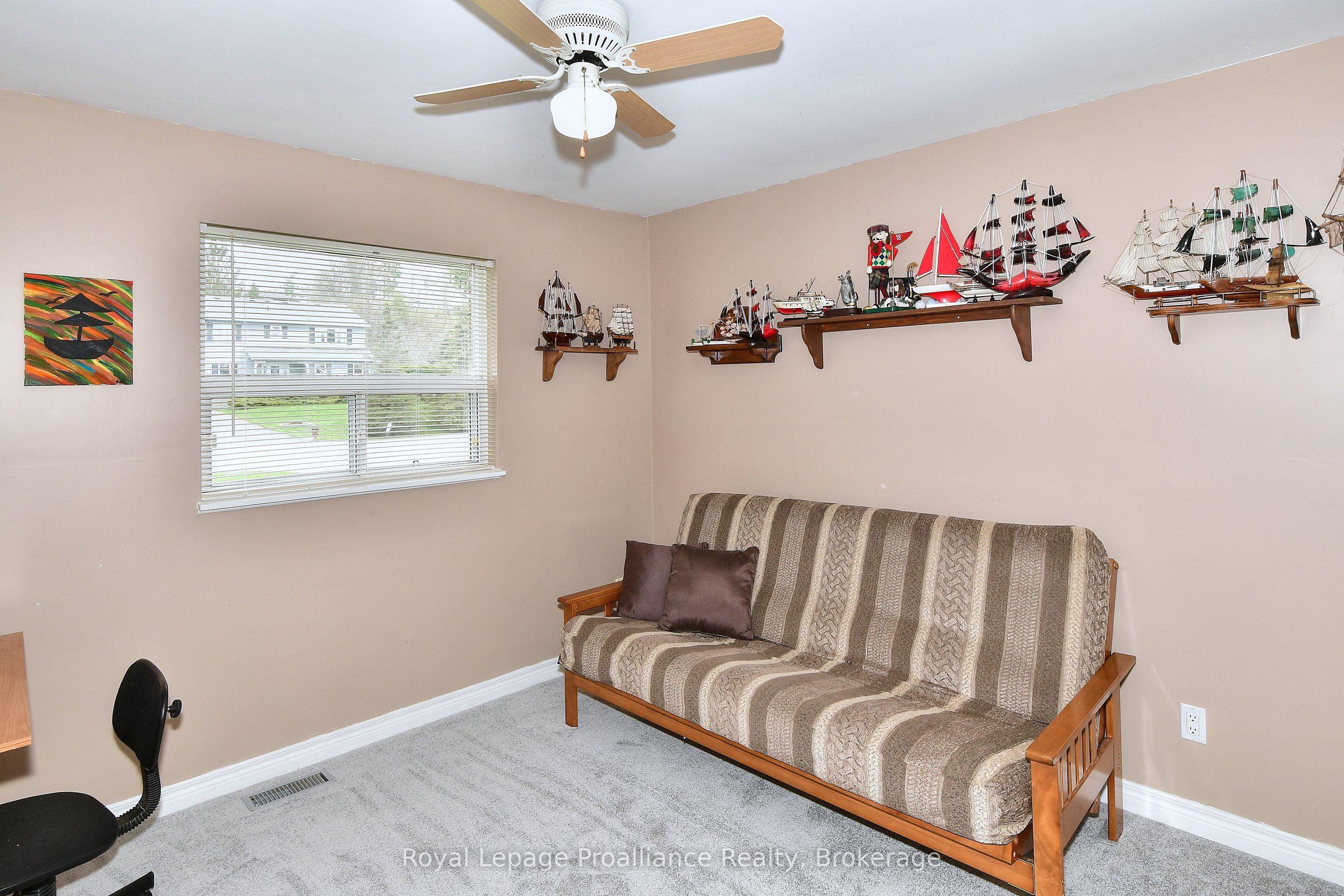 200 Park Lane Property Photo 20