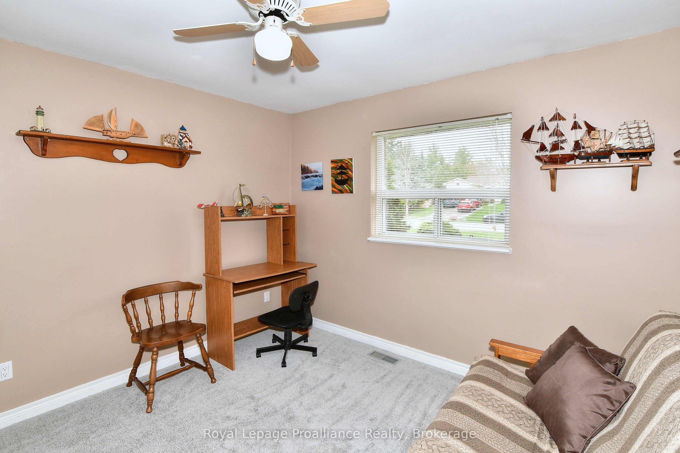 200 Park Lane Property Photo 21