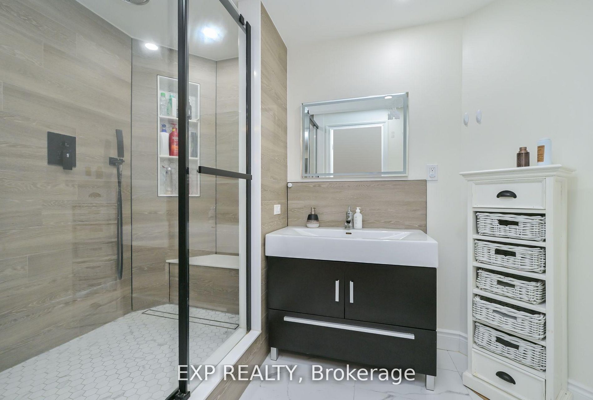 434499 4th Line Property Photo 29