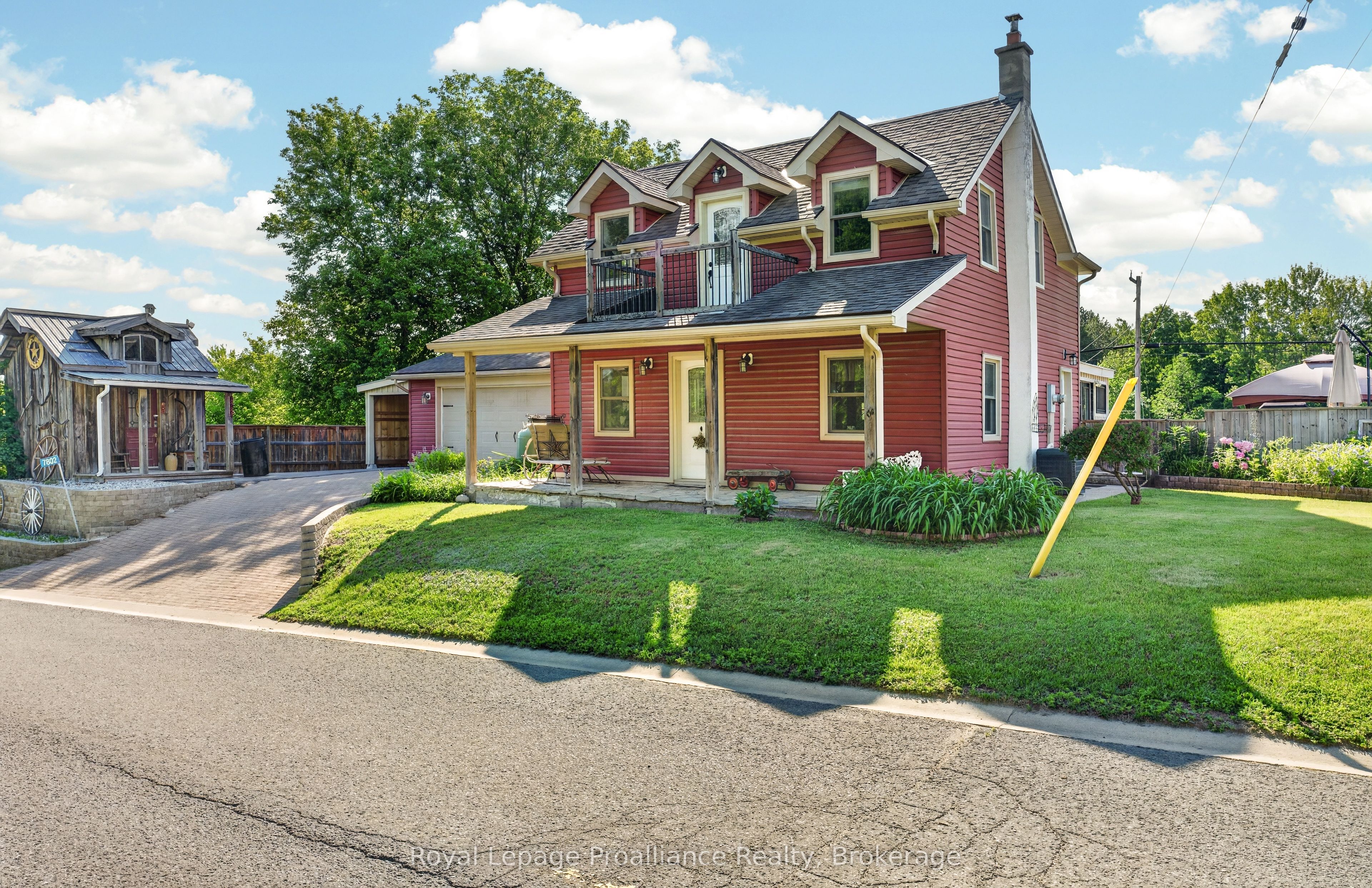 7802 Piccadilly Road Property Photo 1