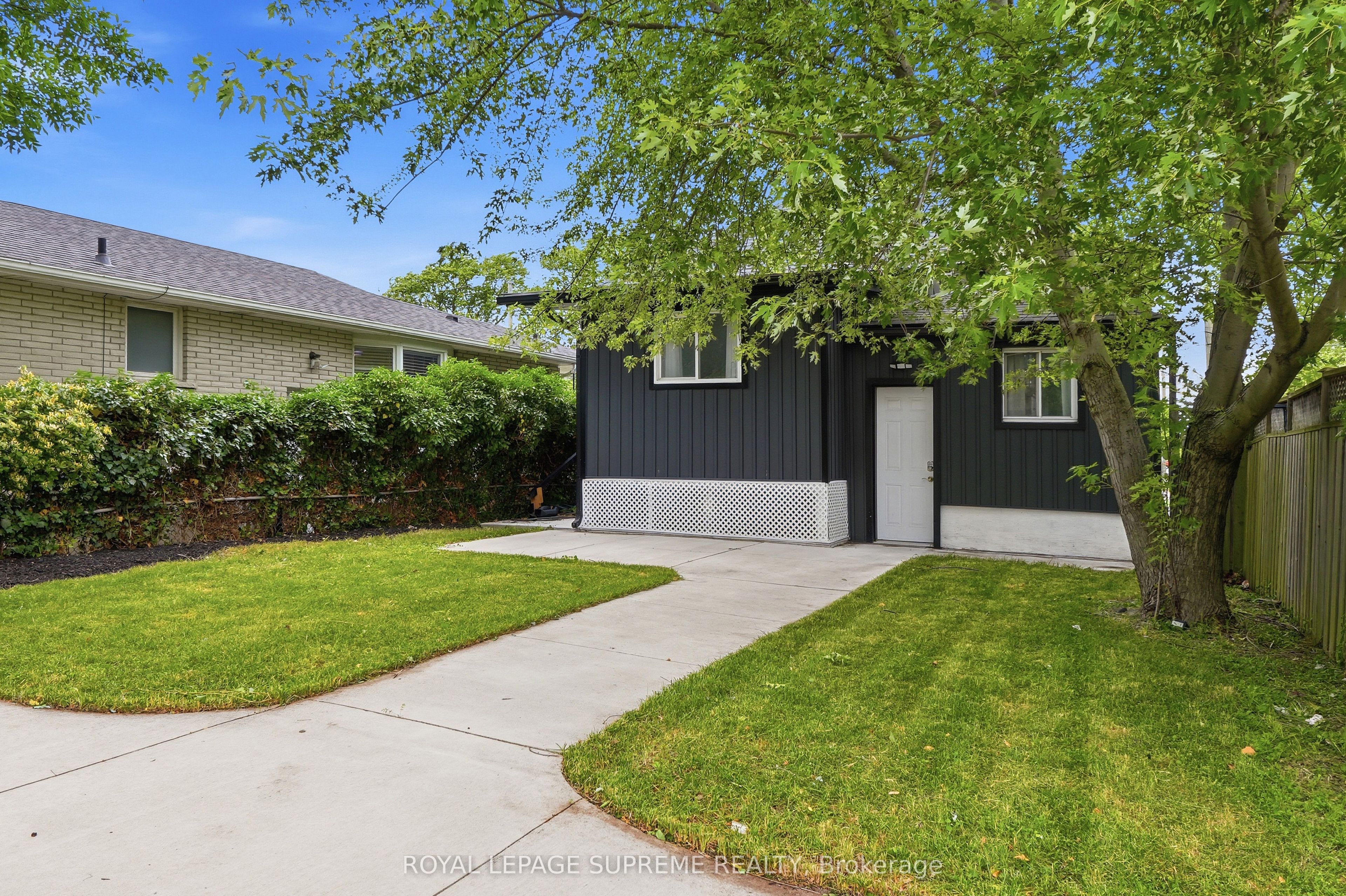 24 Alexandra Boulevard Property Photo 7
