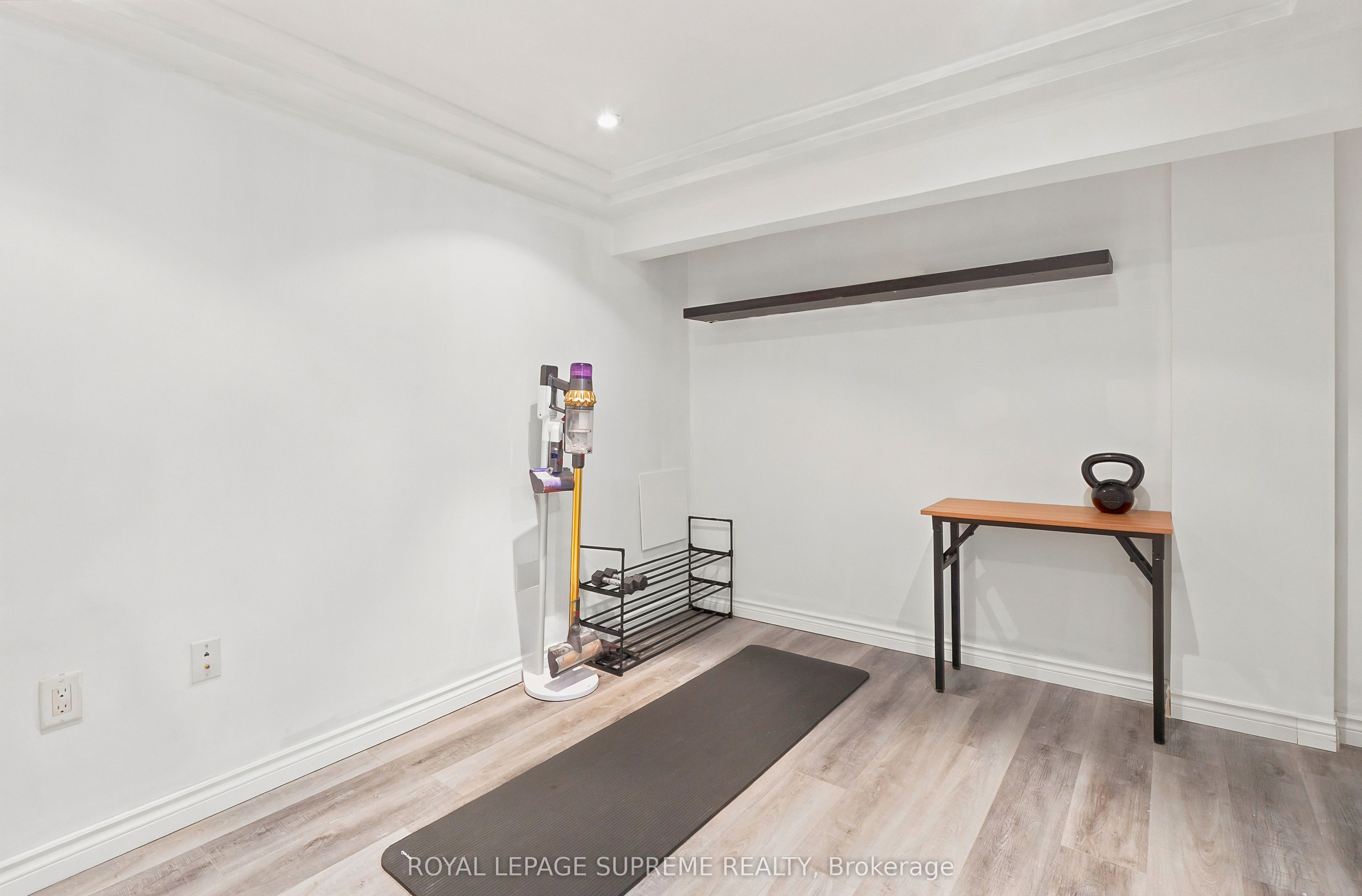 24 Alexandra Boulevard Property Photo 38