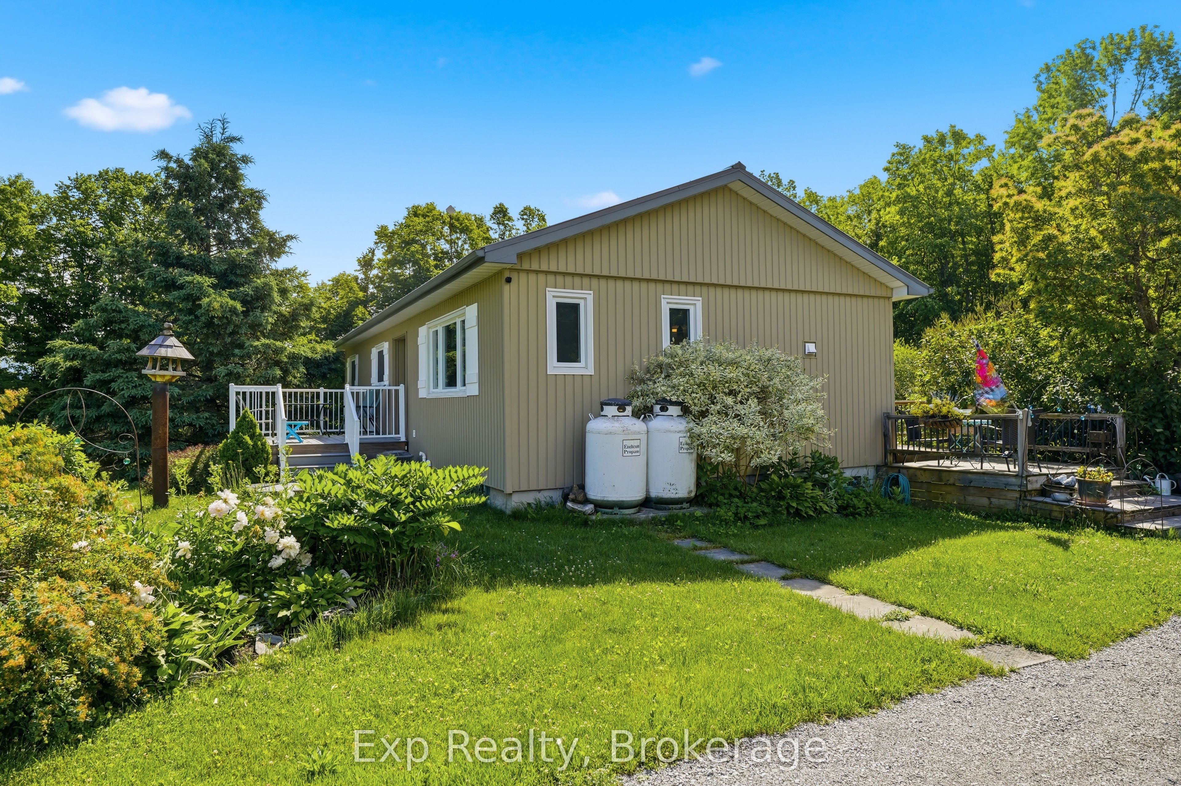 190 Beaver Creek Road Property Photo 6