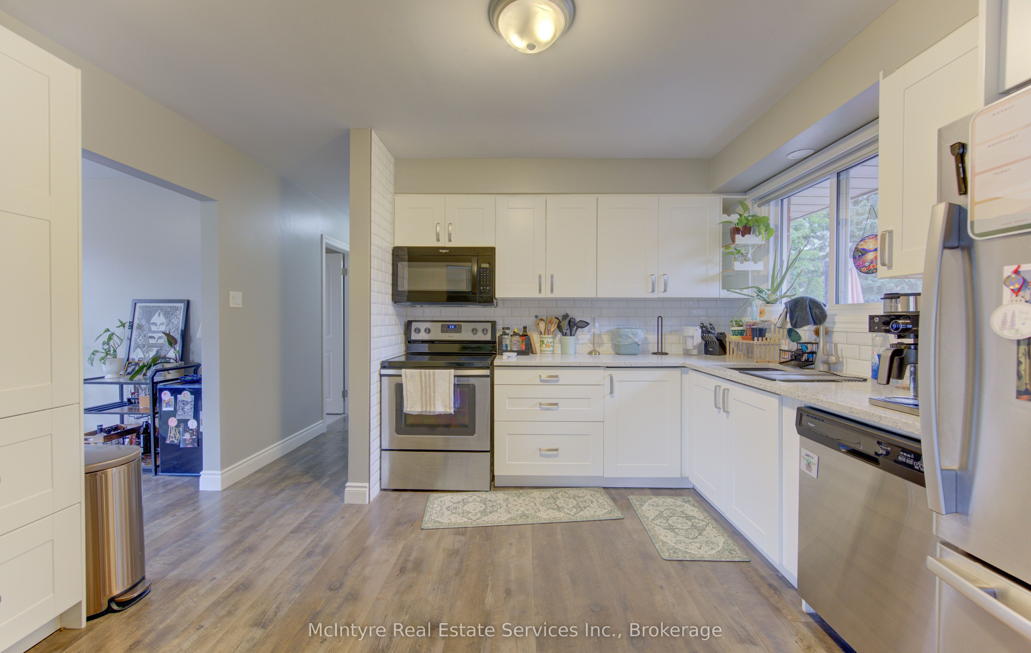 127 Strathcona Crescent Property Photo 17