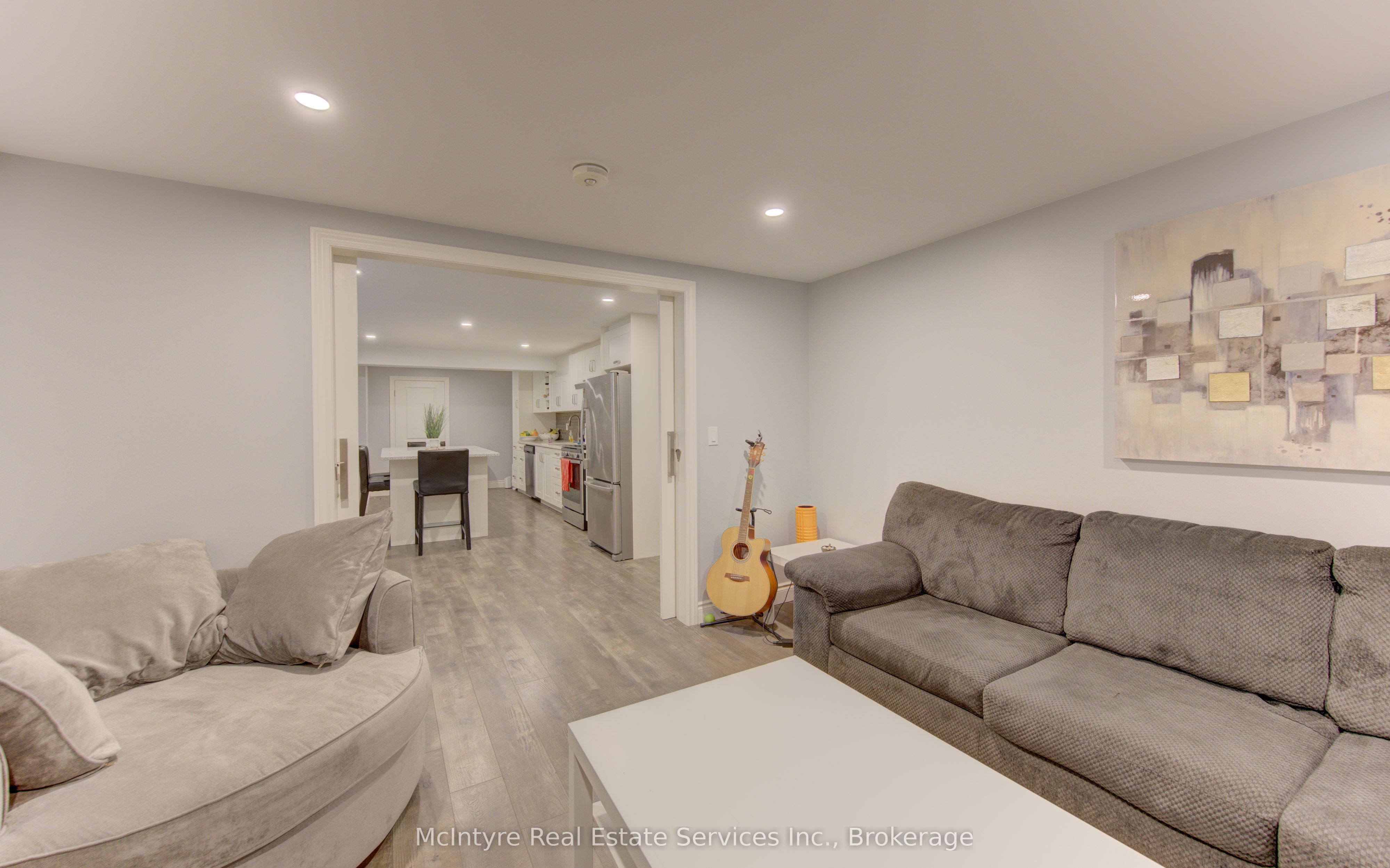 127 Strathcona Crescent Property Photo 36
