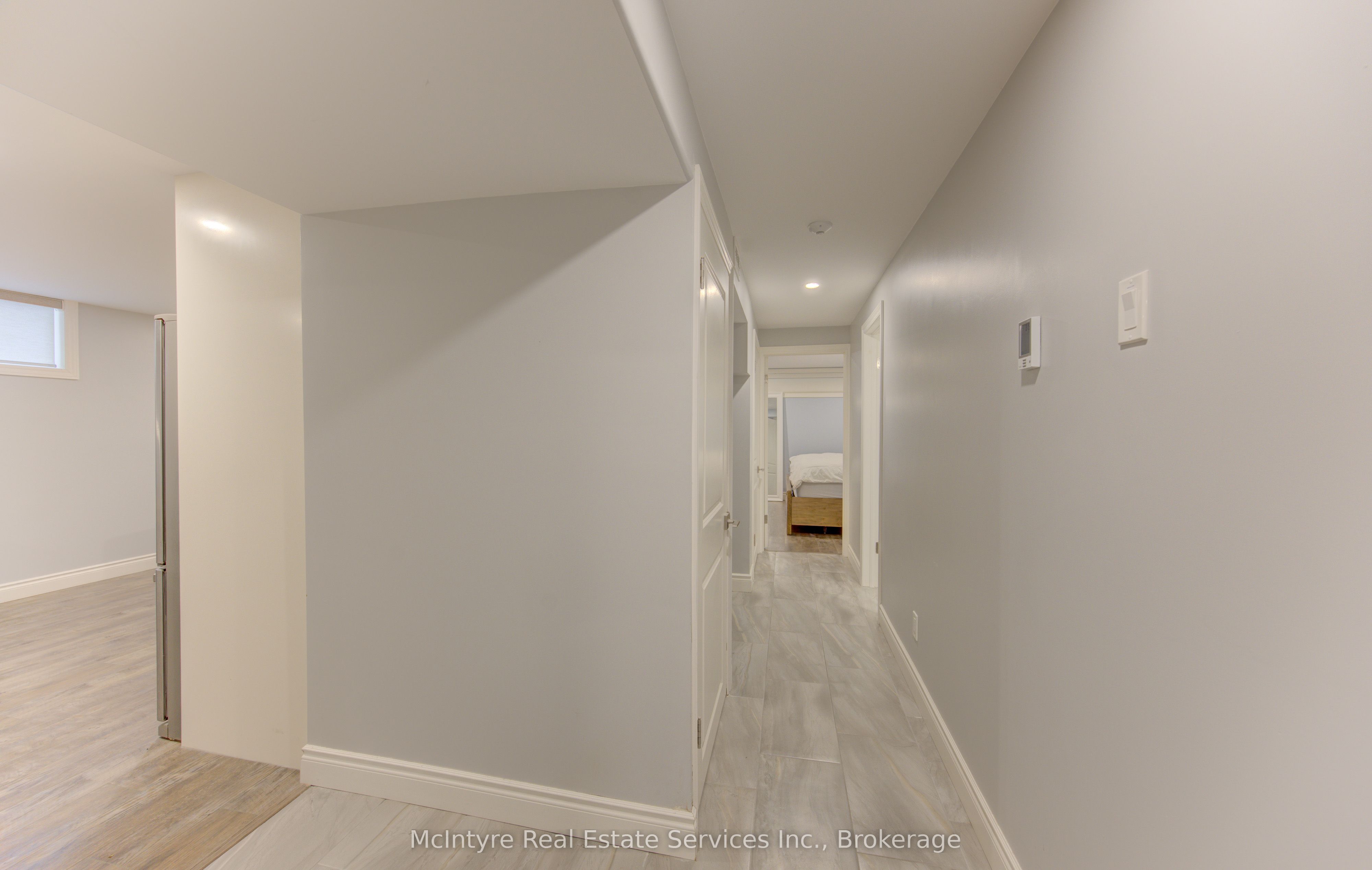 127 Strathcona Crescent Property Photo 40