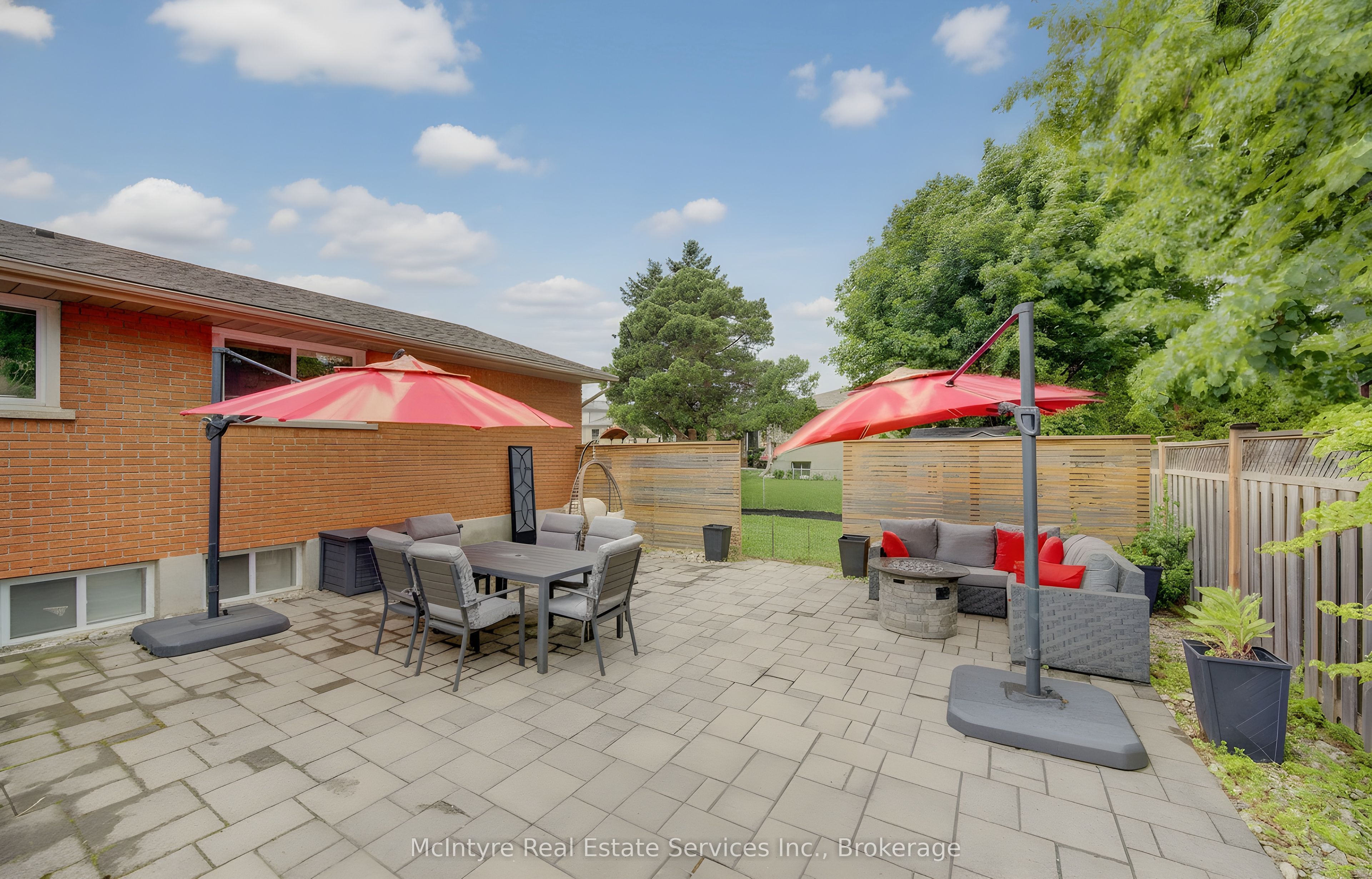 127 Strathcona Crescent Property Photo 48
