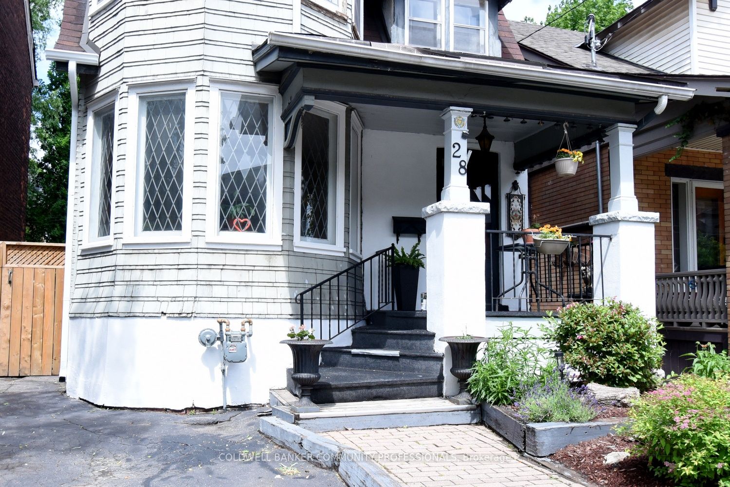 28 St Clair Avenue Property Photo 2
