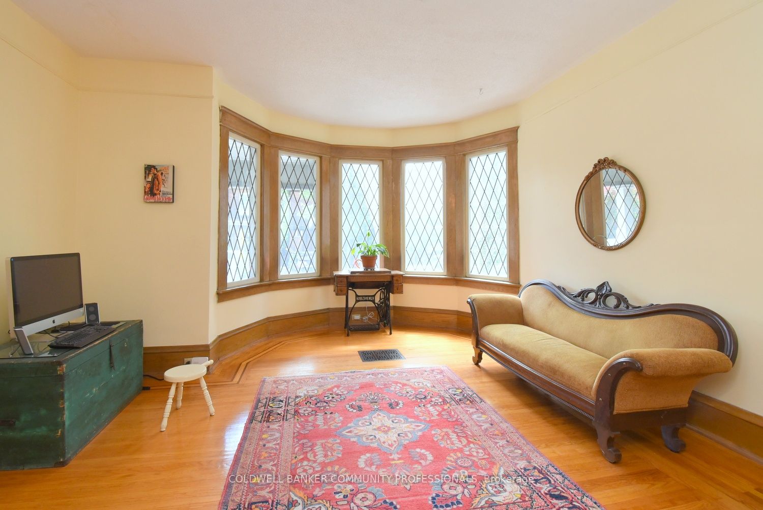 28 St Clair Avenue Property Photo 7
