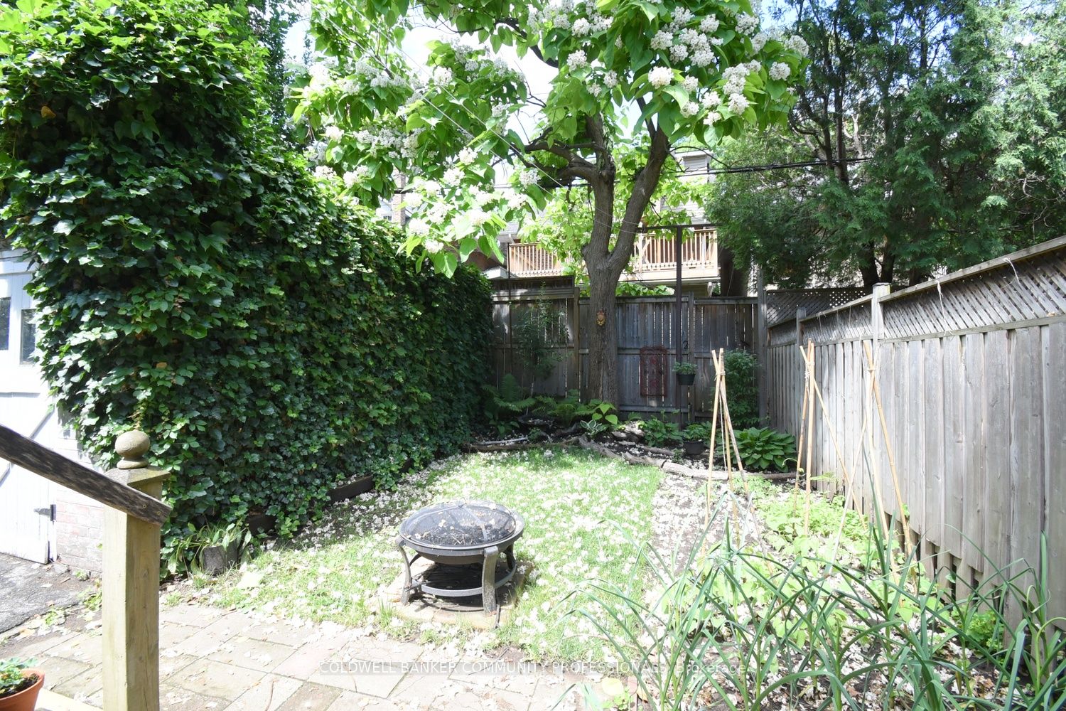 28 St Clair Avenue Property Photo 44