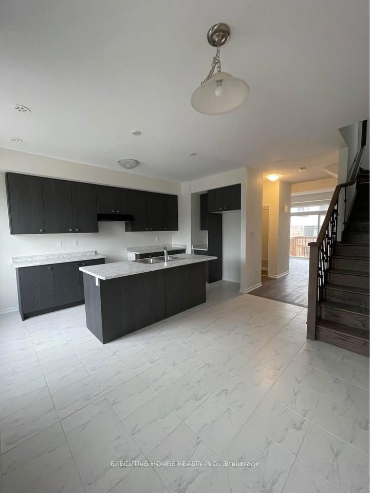 51 Holder Drive Property Photo 3