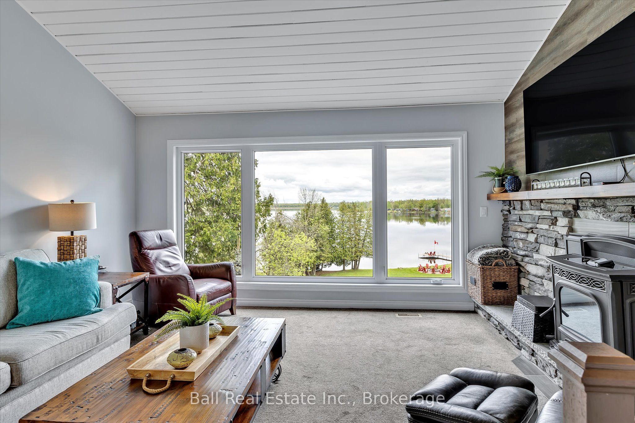 110 Lakeview Drive Property Photo 15
