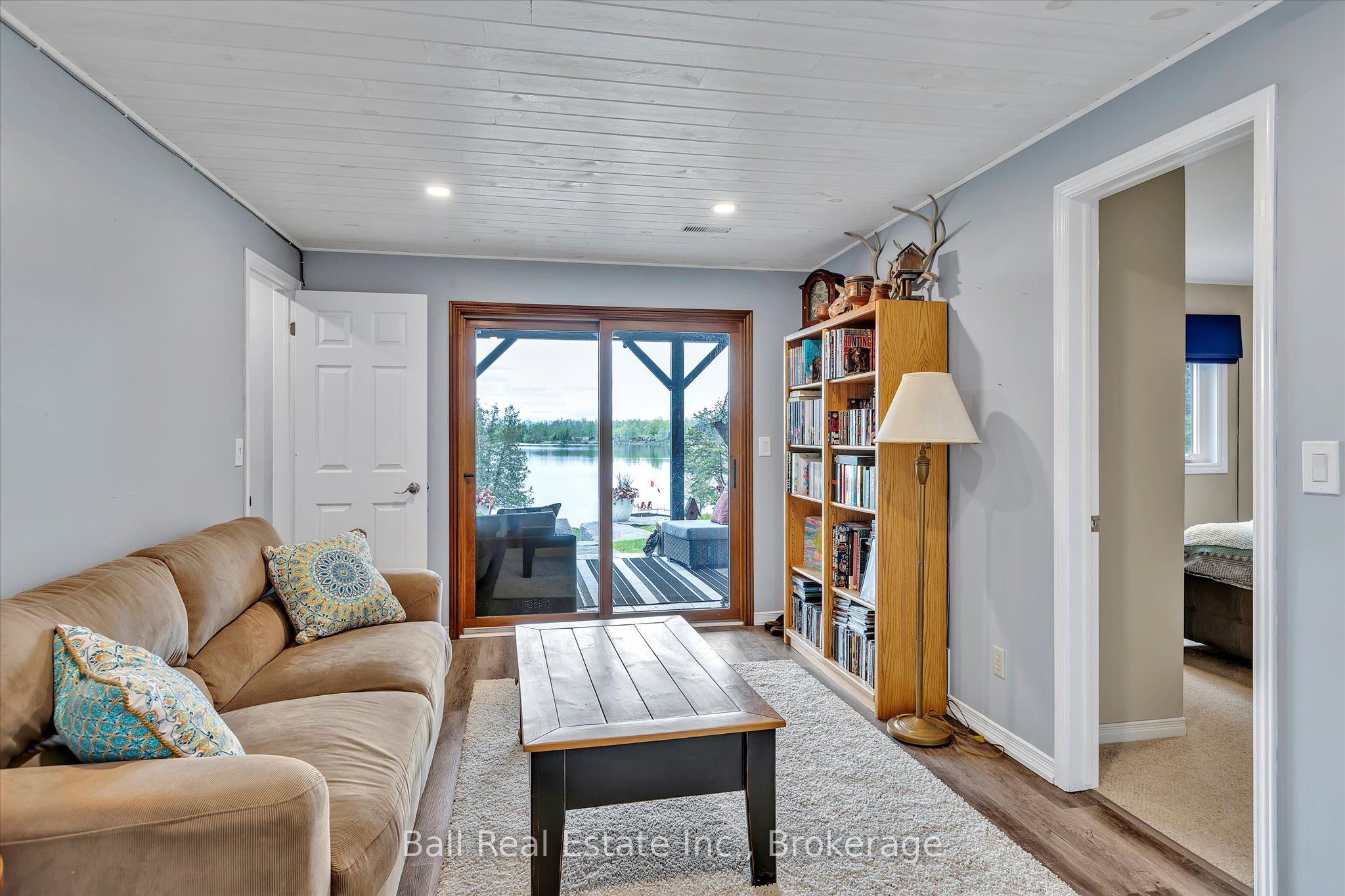 110 Lakeview Drive Property Photo 43