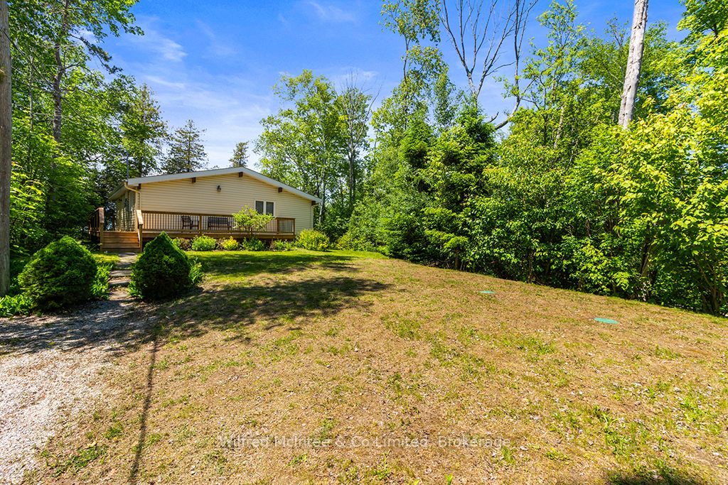 459 Bruce Road 13 Property Photo 12